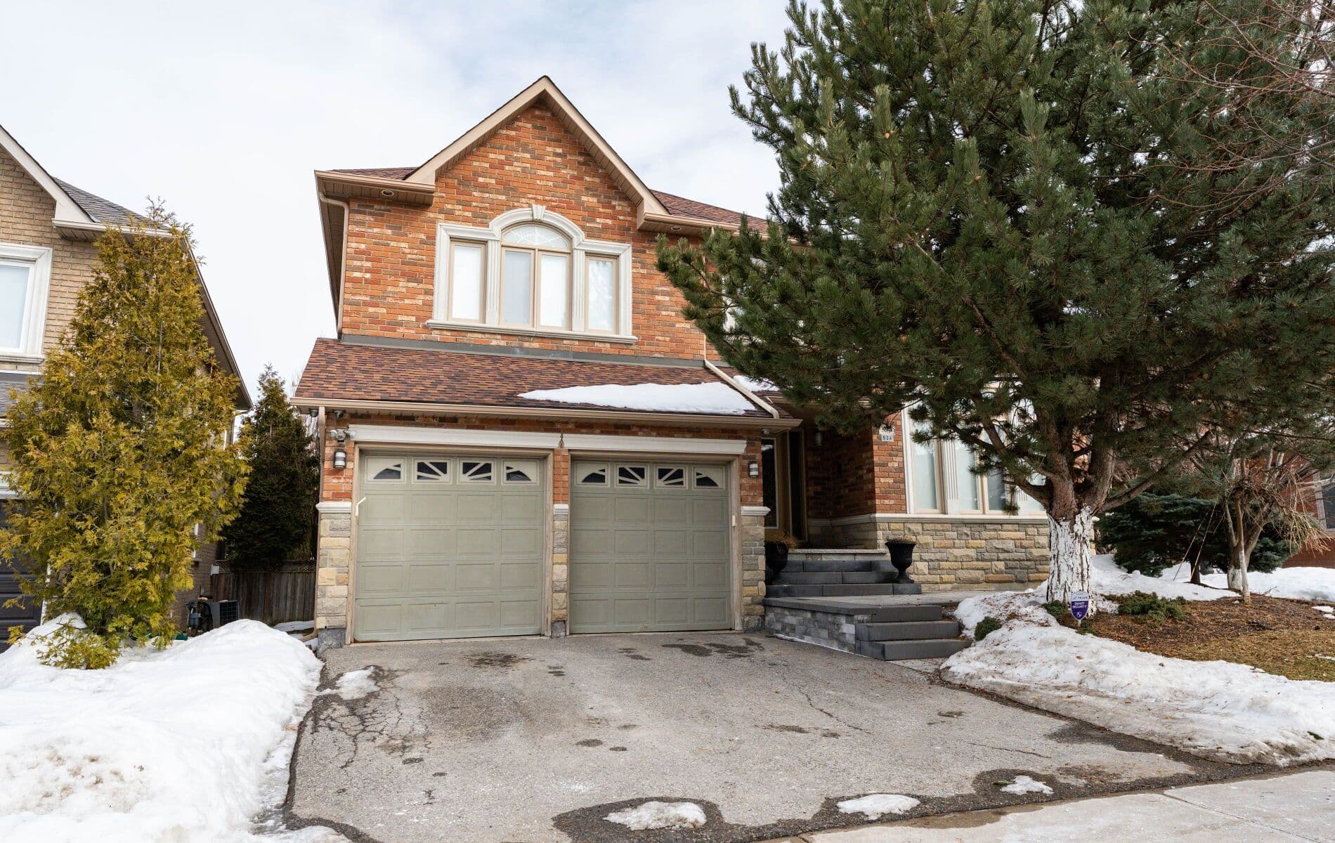 536 Highcliffe Drive, Vaughan, ON L4J 8L4