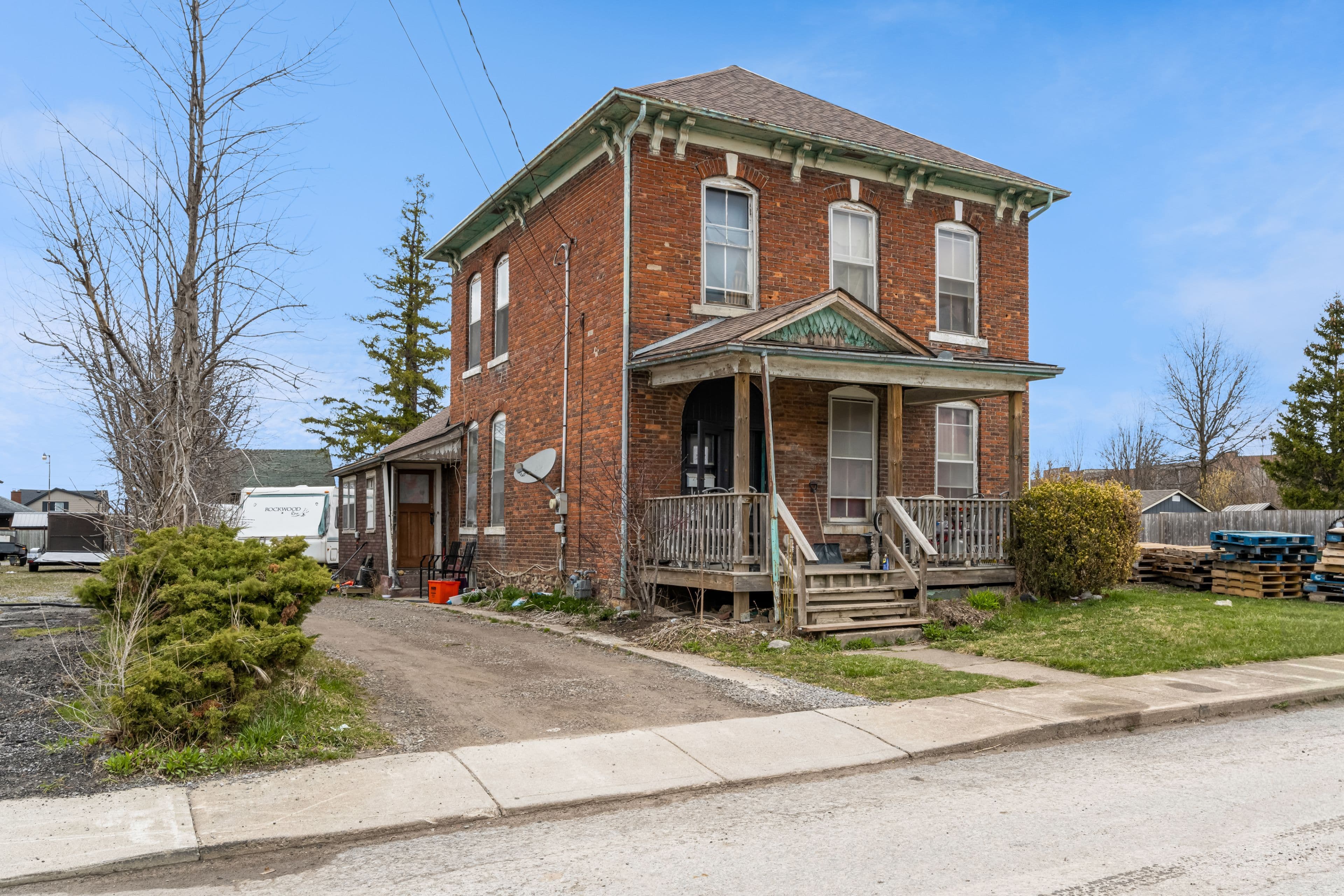 49 Turner Crescent, St. Catharines, ON L2P 2H8