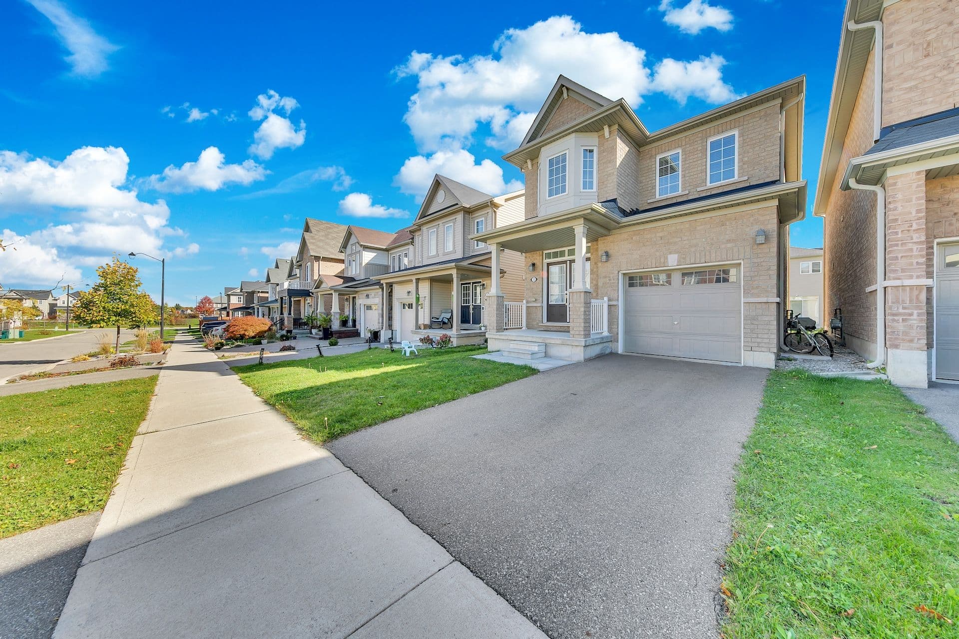 32 Mccargow Drive, Haldimand, ON N3W 0C3