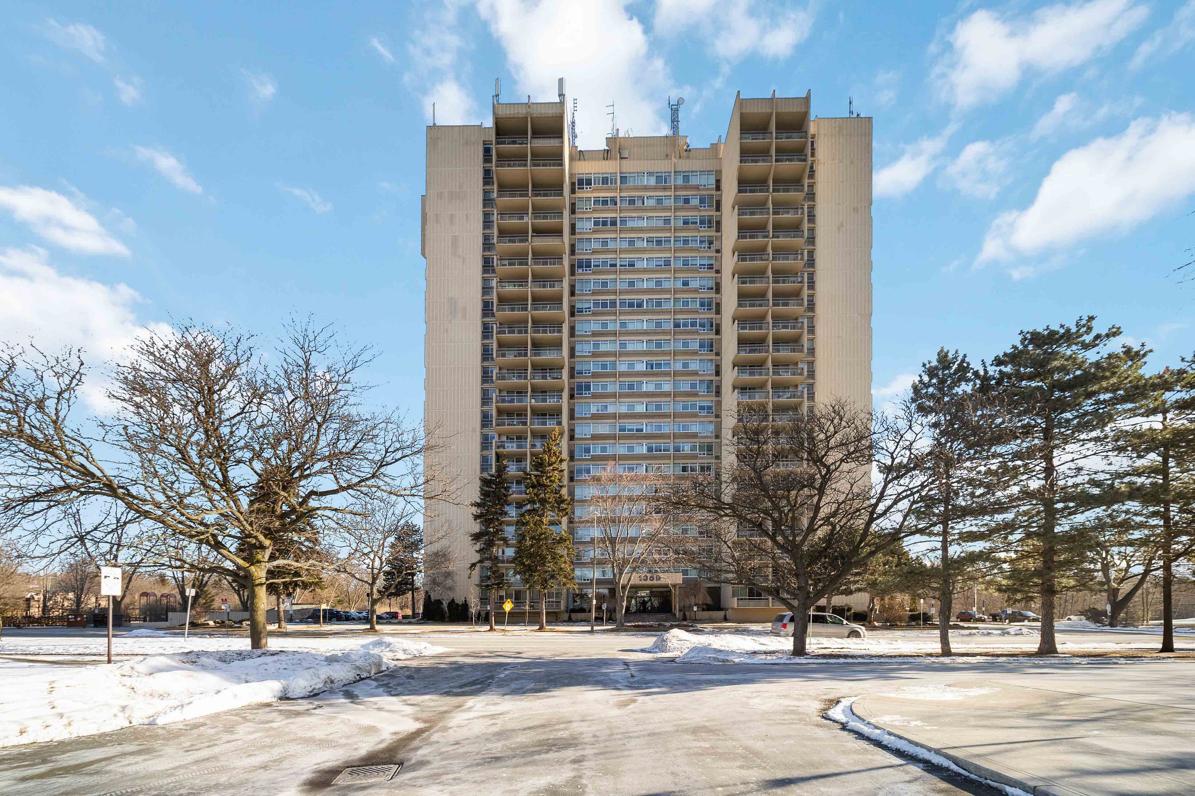 1359 White Oaks Boulevard 1207, Oakville, ON L6H 2R8