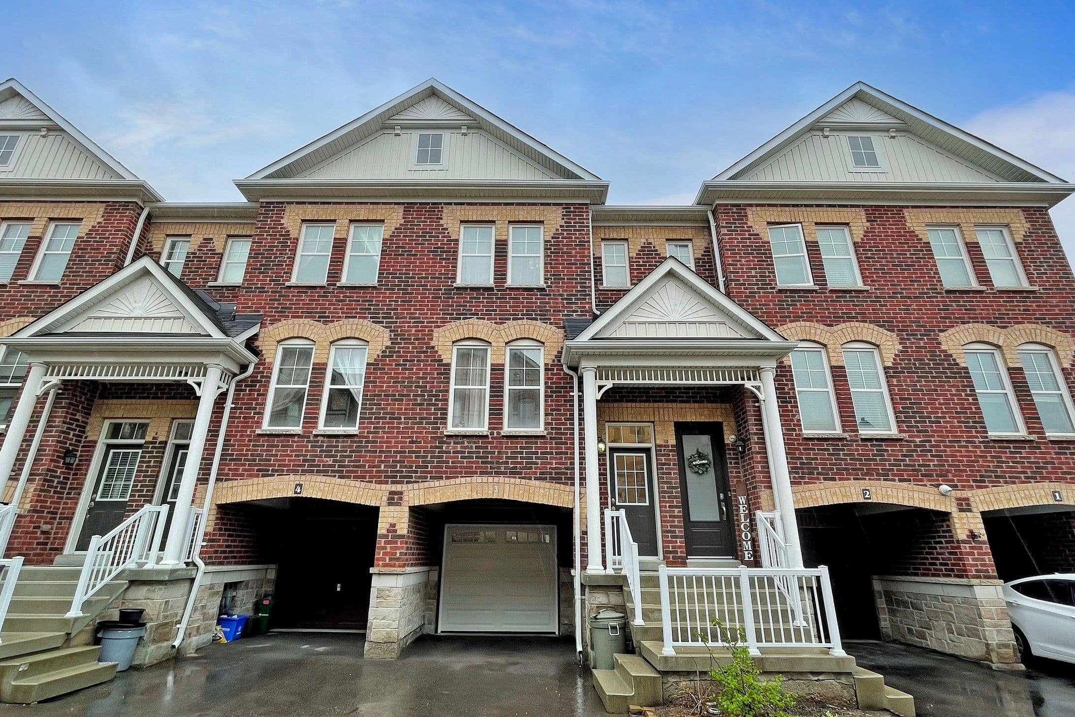 10 Porter Avenue W 3, Vaughan, ON L4L 0H1