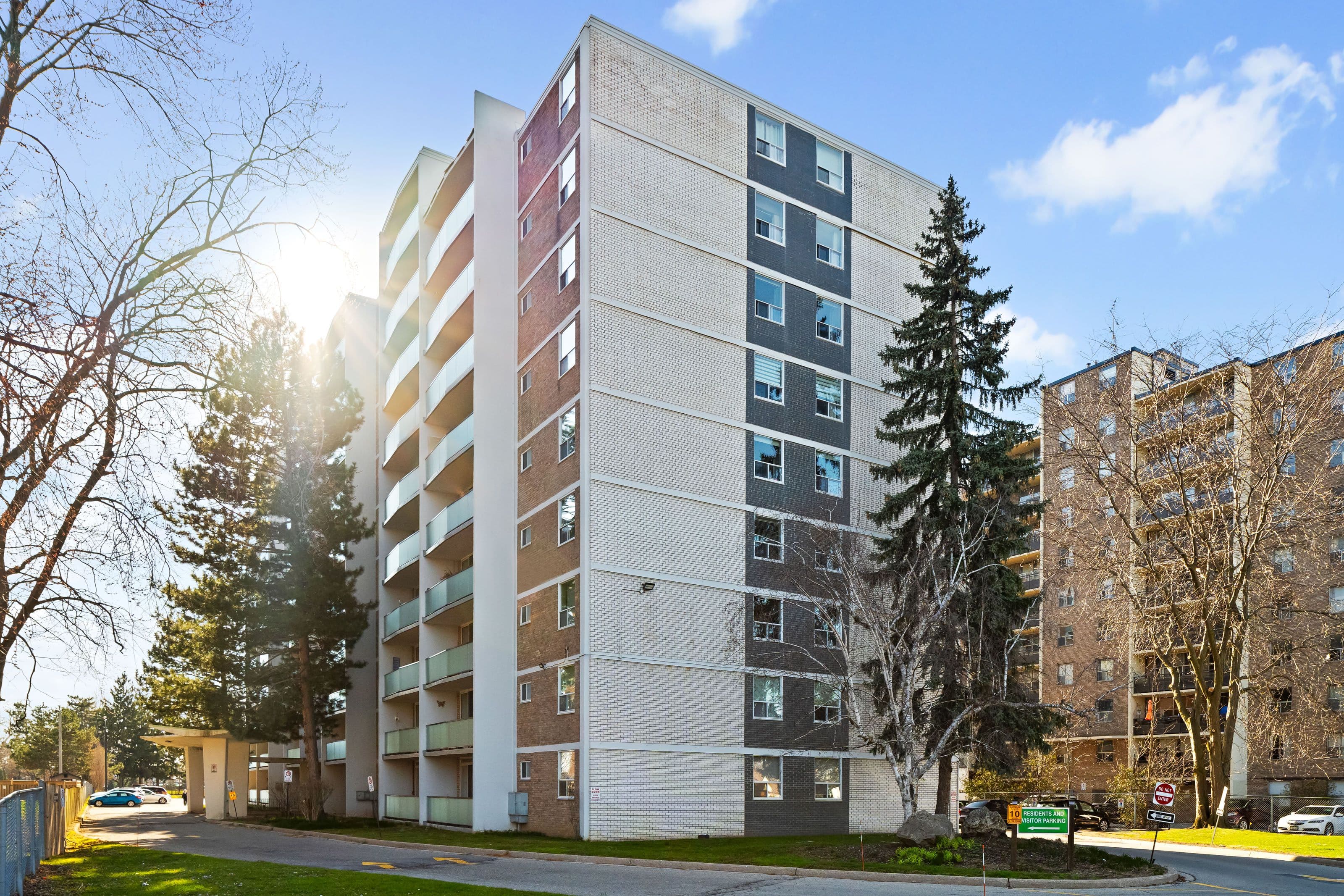 359 Geneva Street 801, St. Catharines, ON L2N 2G5