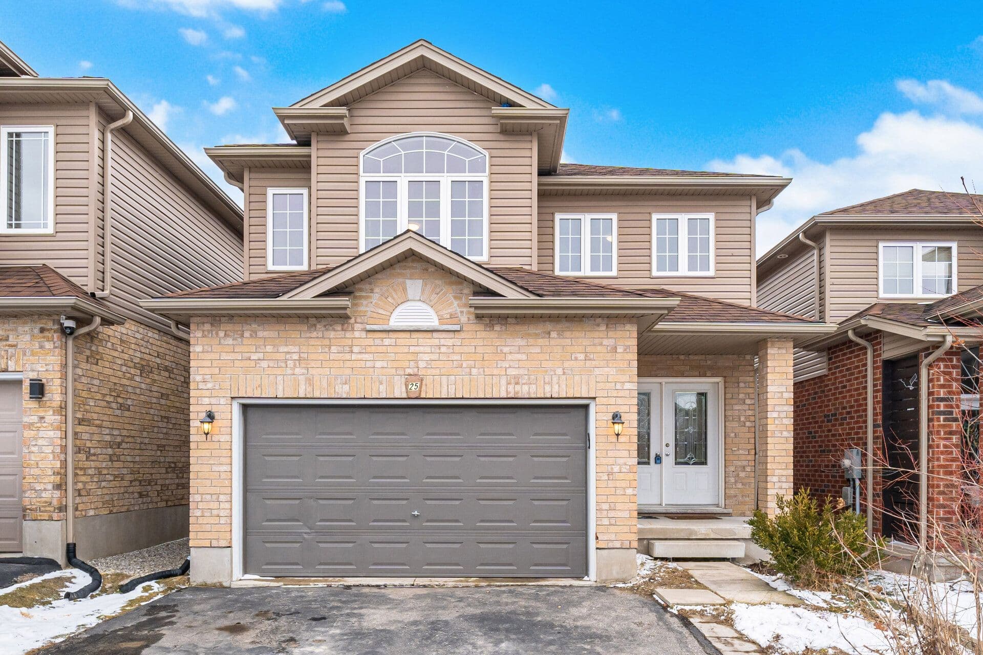 25 Wideman Boulevard, Guelph, ON N1E 0J2