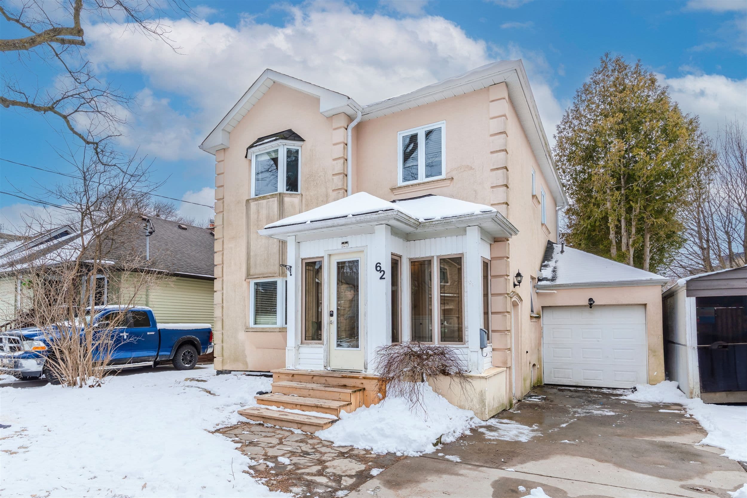 62 Harewood Avenue, Toronto E08, ON M1M 2R3