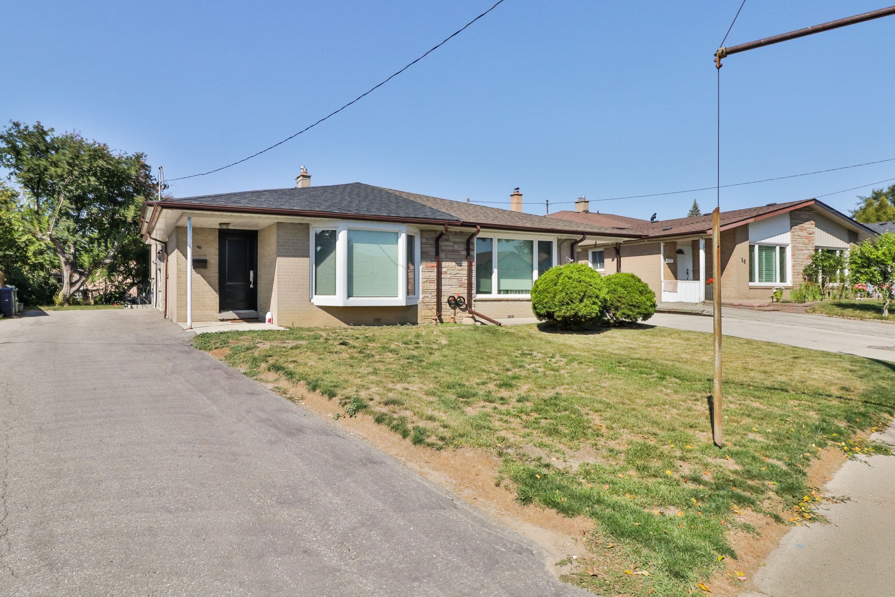 60 Frankton Crescent, Toronto W05, ON M3J 1C1