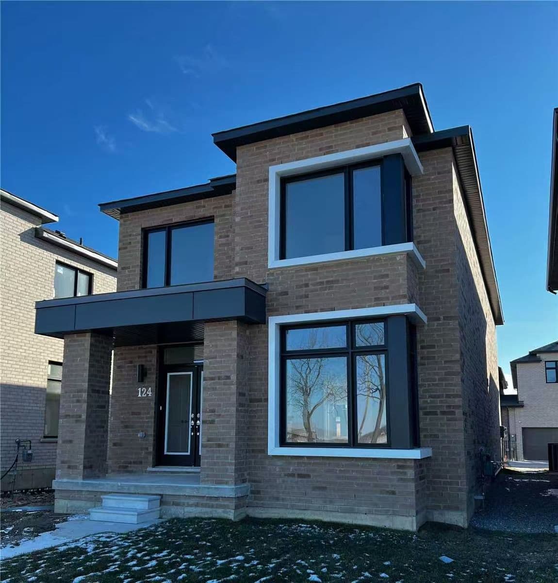 124 Old Oak Lane, Markham, ON L6B 1P1