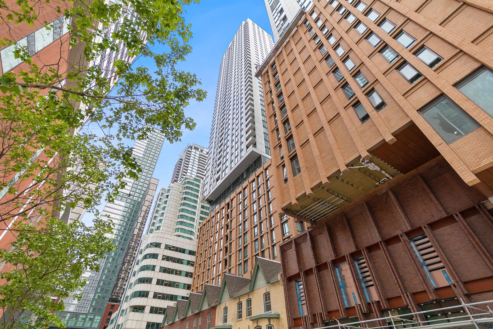 8 Widmer Street 1605, Toronto C01, ON M5E 2E7