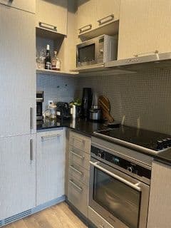 87 Peter Street 1705, Toronto C01, ON M5V 2G4