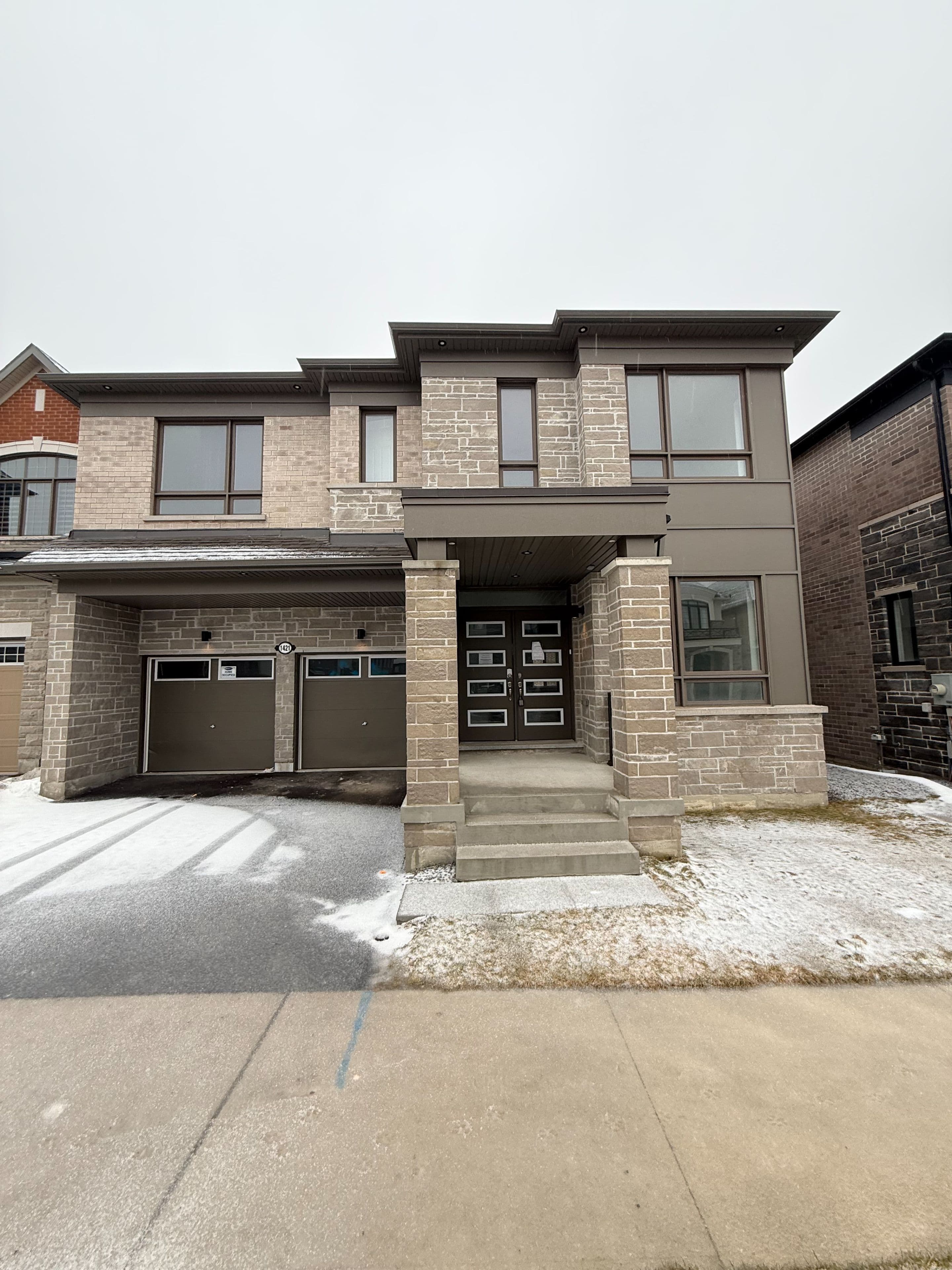1421 Swallowtail Lane, Pickering, ON L1X 0N8