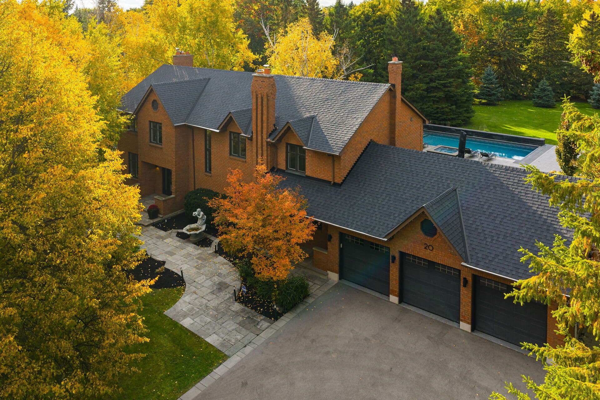 20 Fenyrose Crescent, Vaughan, ON L4L 7B3