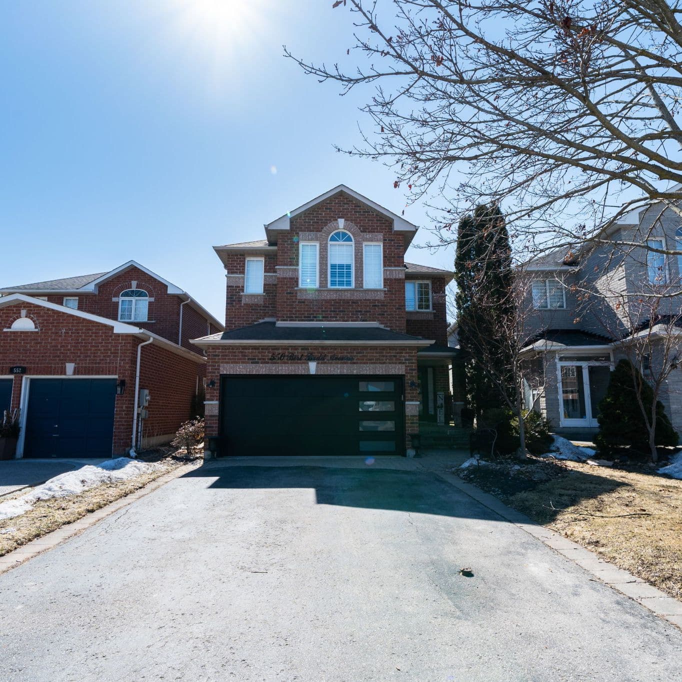 550 Bert Budd Avenue, Newmarket, ON L3Y 8S7