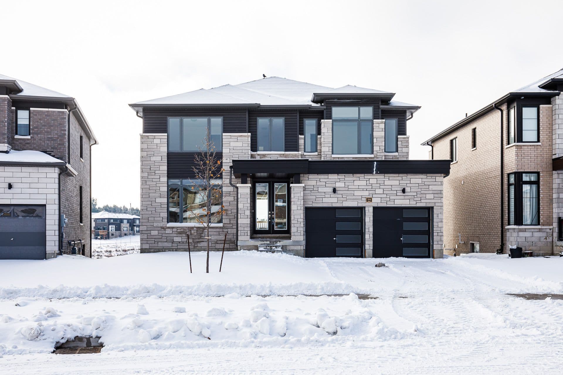 184 Roseanne Circle, Wasaga Beach, ON L9Z 0N1
