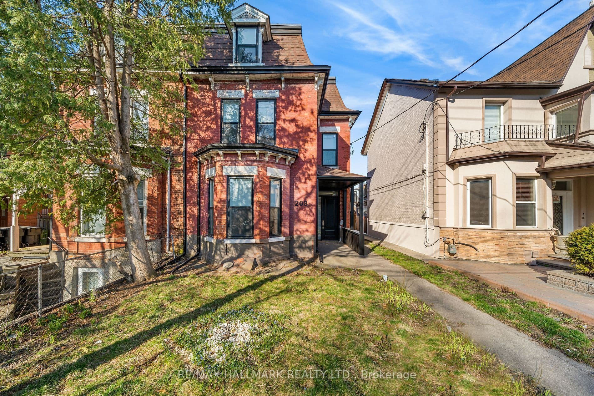208 Dovercourt Road Unit C, Toronto C01, ON M6J 3C8