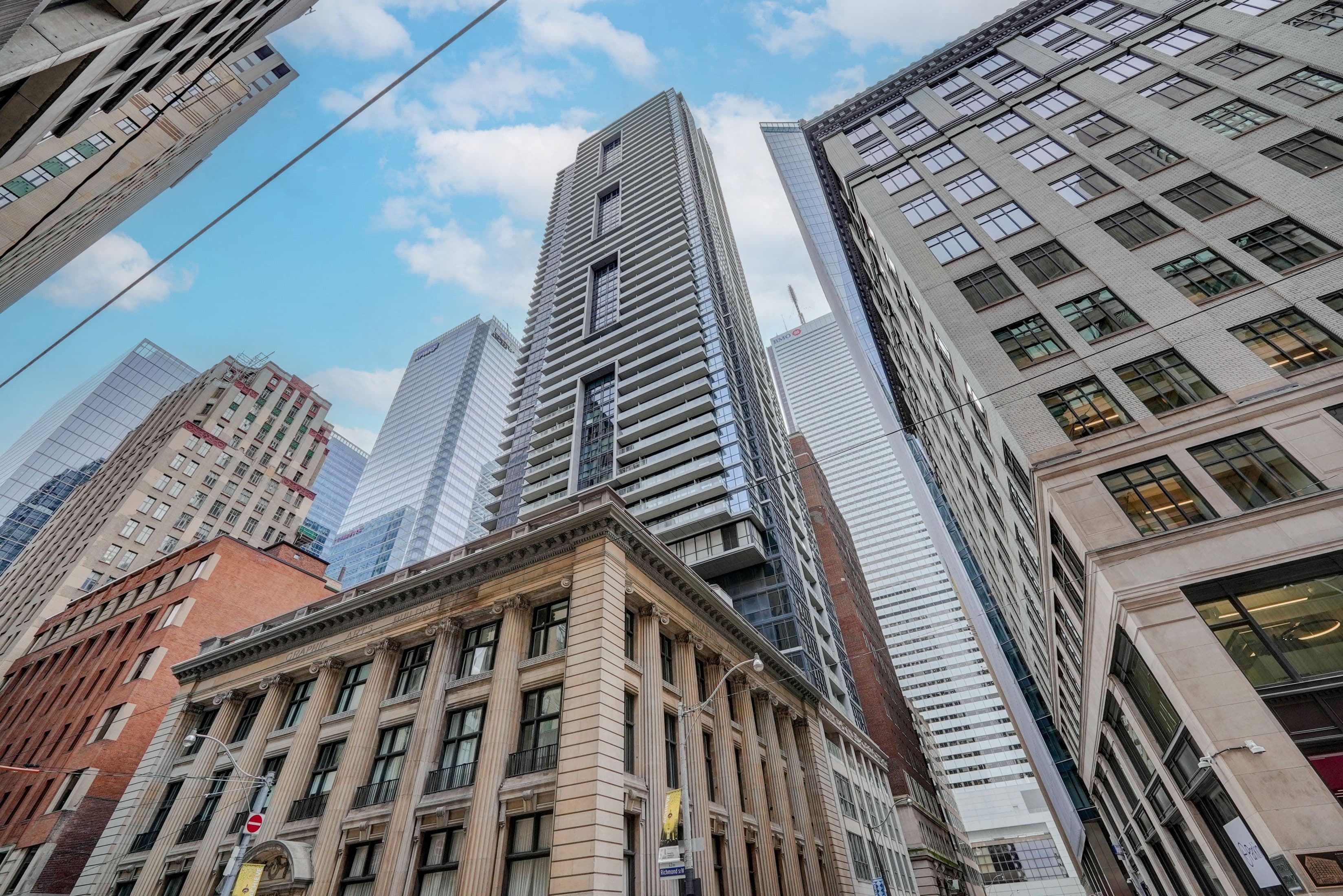 70 Temperance Street 1611, Toronto C01, ON M5H 4E8