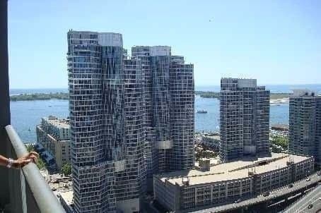 55 Bremner Boulevard 1311, Toronto C01, ON M5V 0A1