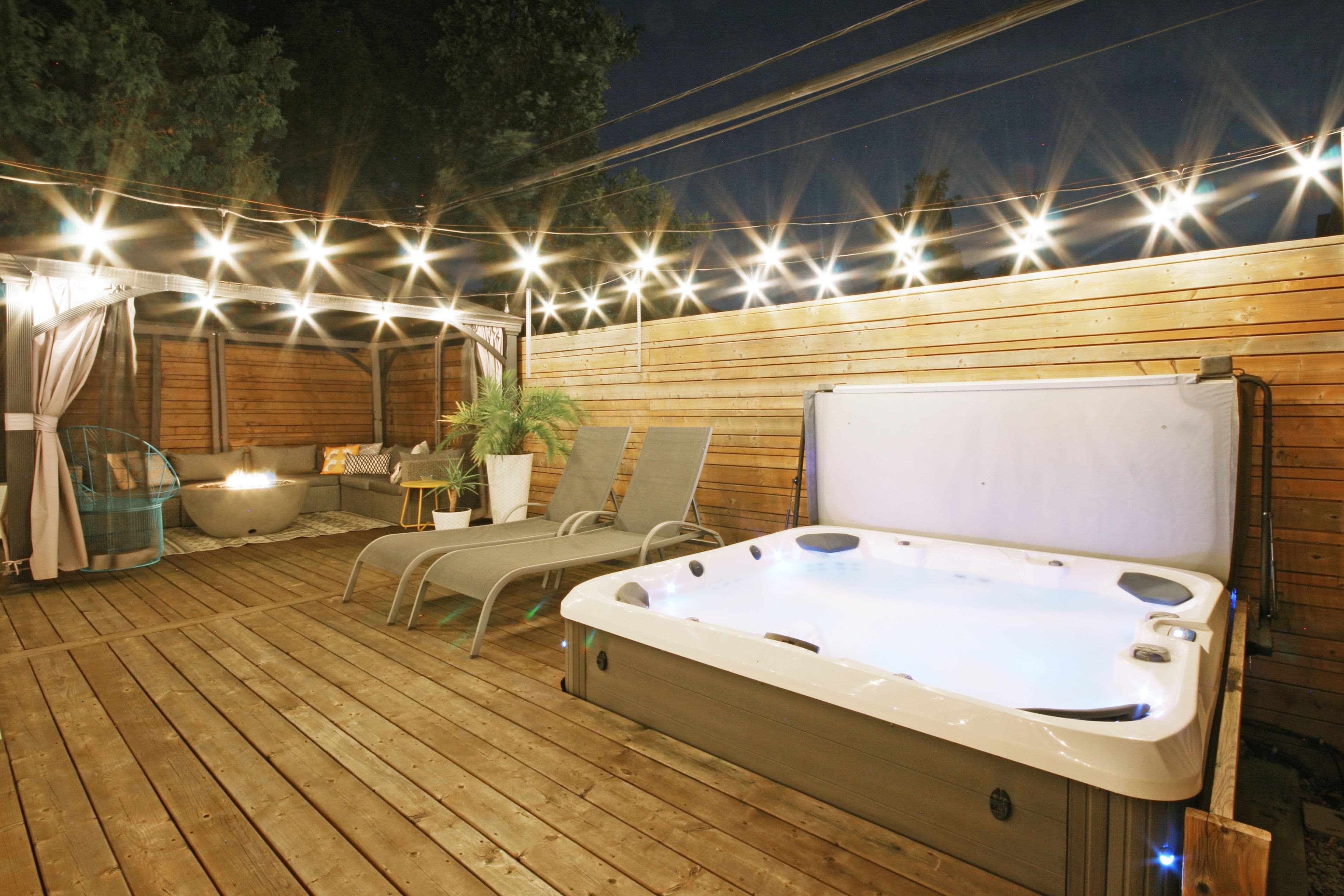 12 Athlone Road, Toronto E03, ON M4J 4H2