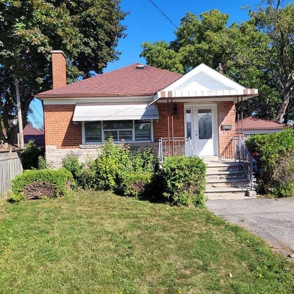 181 Flora Drive Main, Toronto E04, ON M1P 1B1