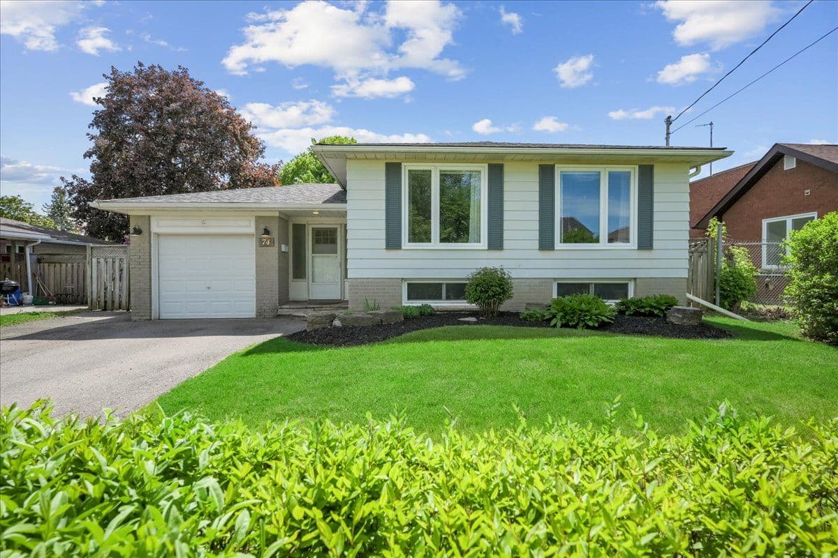 74 Mountainview Road S, Halton Hills, ON L7G 4K5