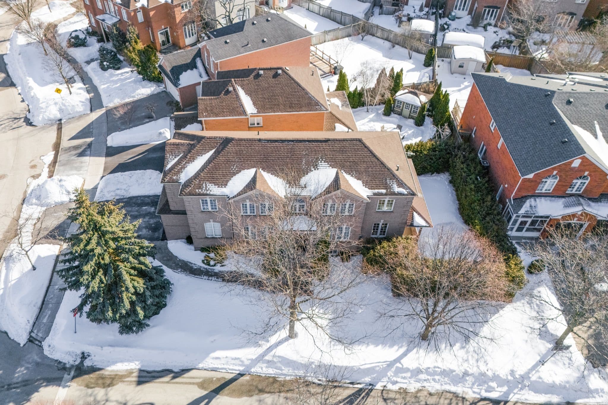 56 Moreau Trail, Toronto E04, ON M1L 4V3