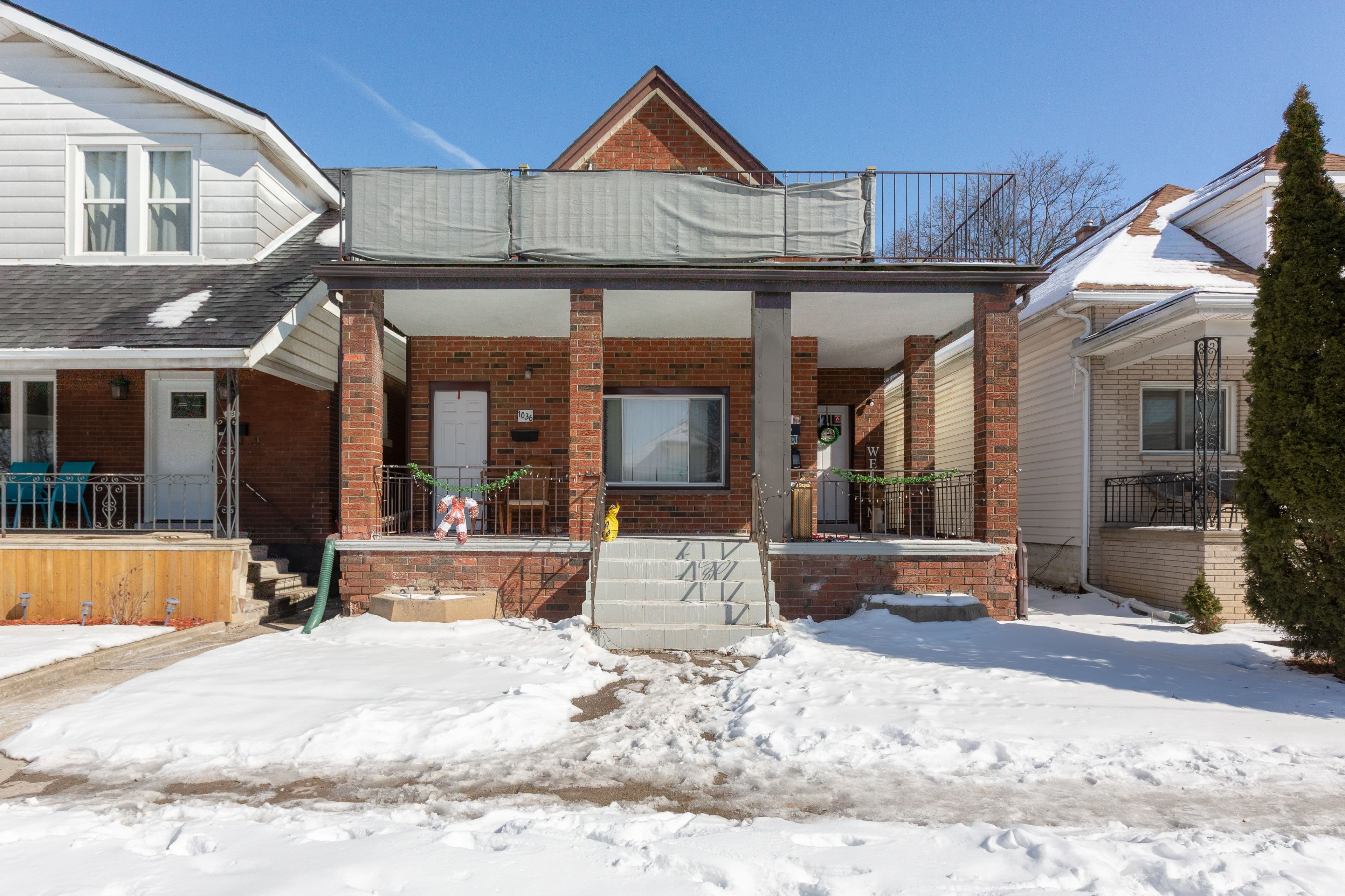1040 Gladstone Avenue, Windsor, ON N9A 2R8