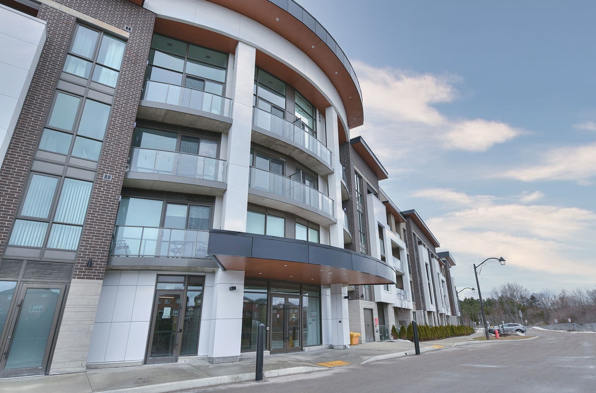 385 Arctic Red Drive 209, Oshawa, ON L1L 0W9