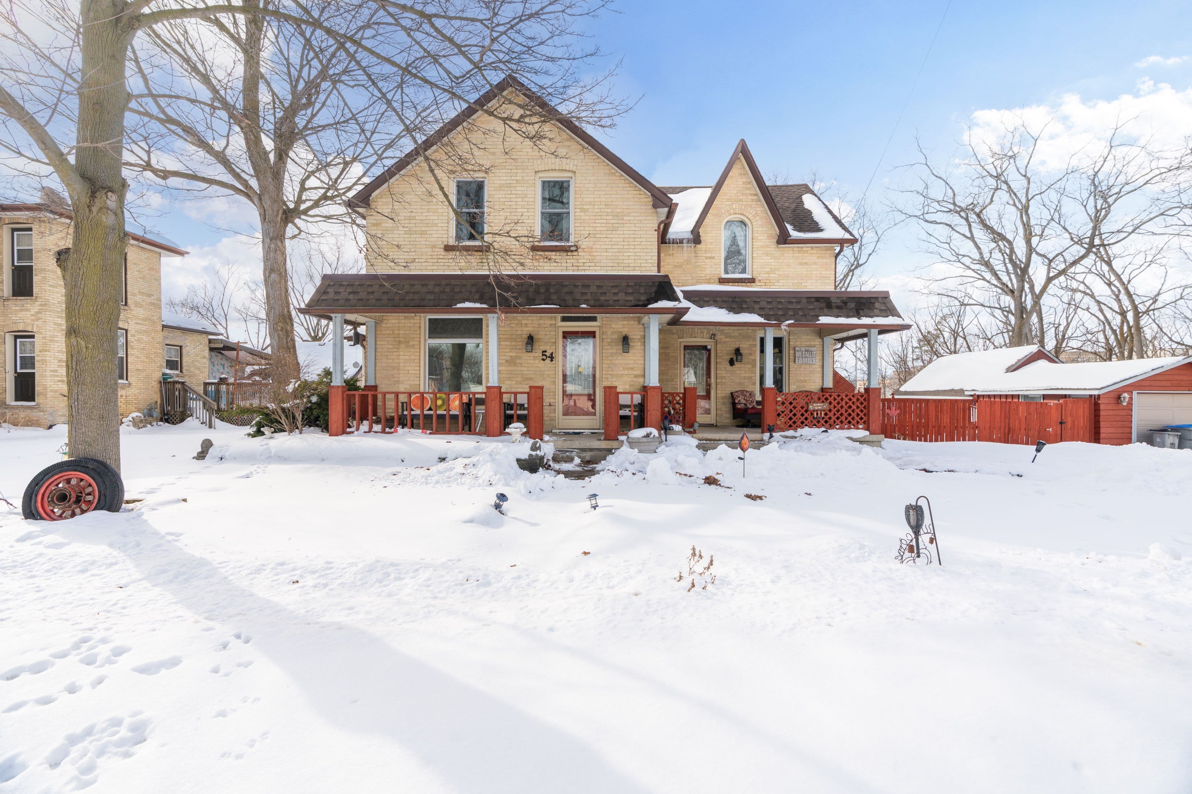 54 Main Street S, Lambton Shores, ON N0N 1J0