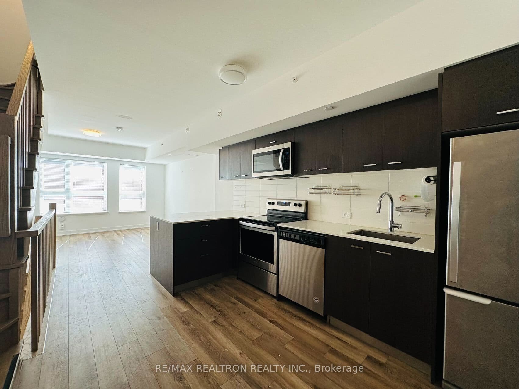 2100 Bridletowne Circle 320, Toronto E05, ON M1W 2L1