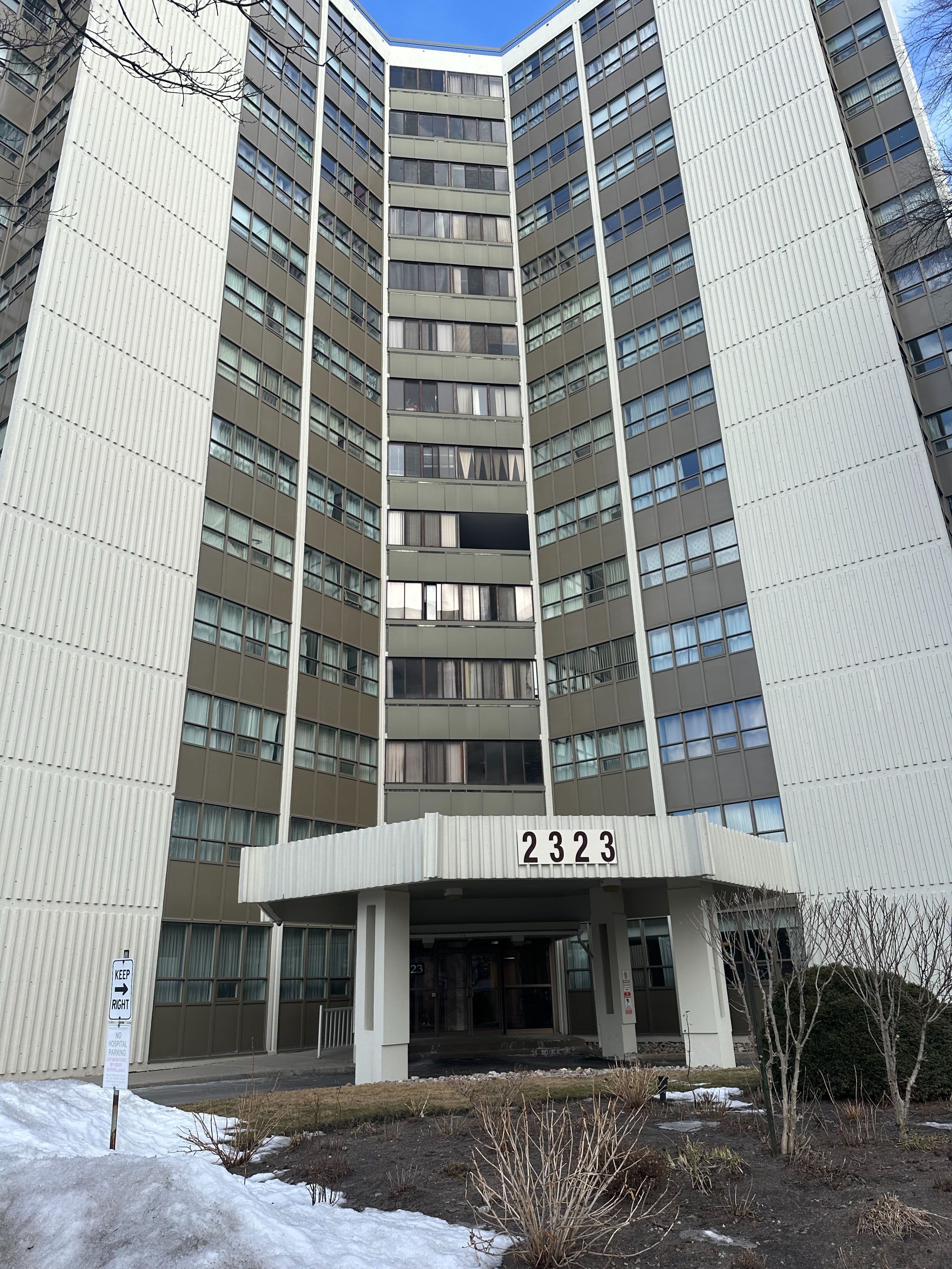 2323 Confederation Parkway PH03, Mississauga, ON L5B 1R6