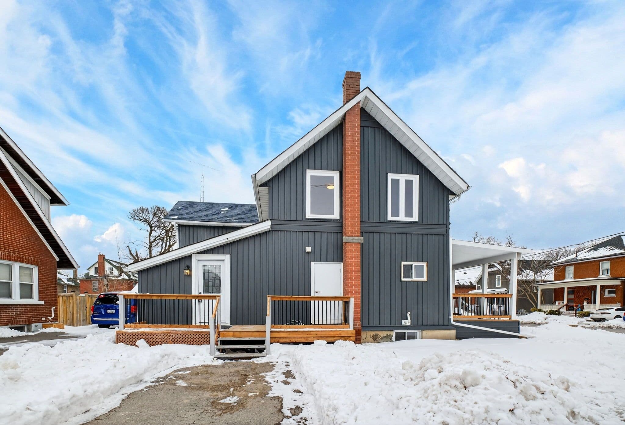 241 Mary Street N, Oshawa, ON L1G 5C5