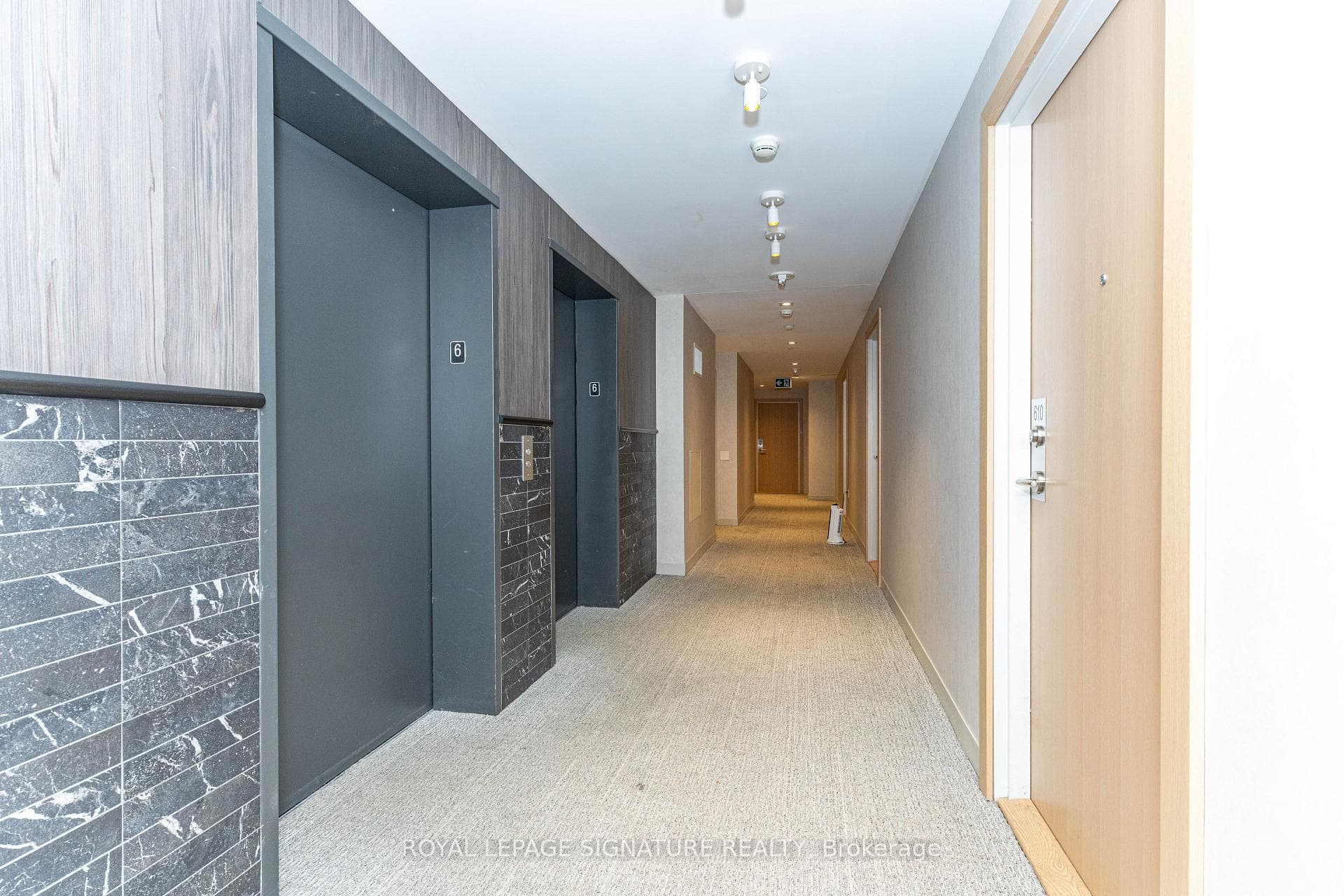 1195 The Queensway N/A 513, Toronto W08, ON M8Z 1R6