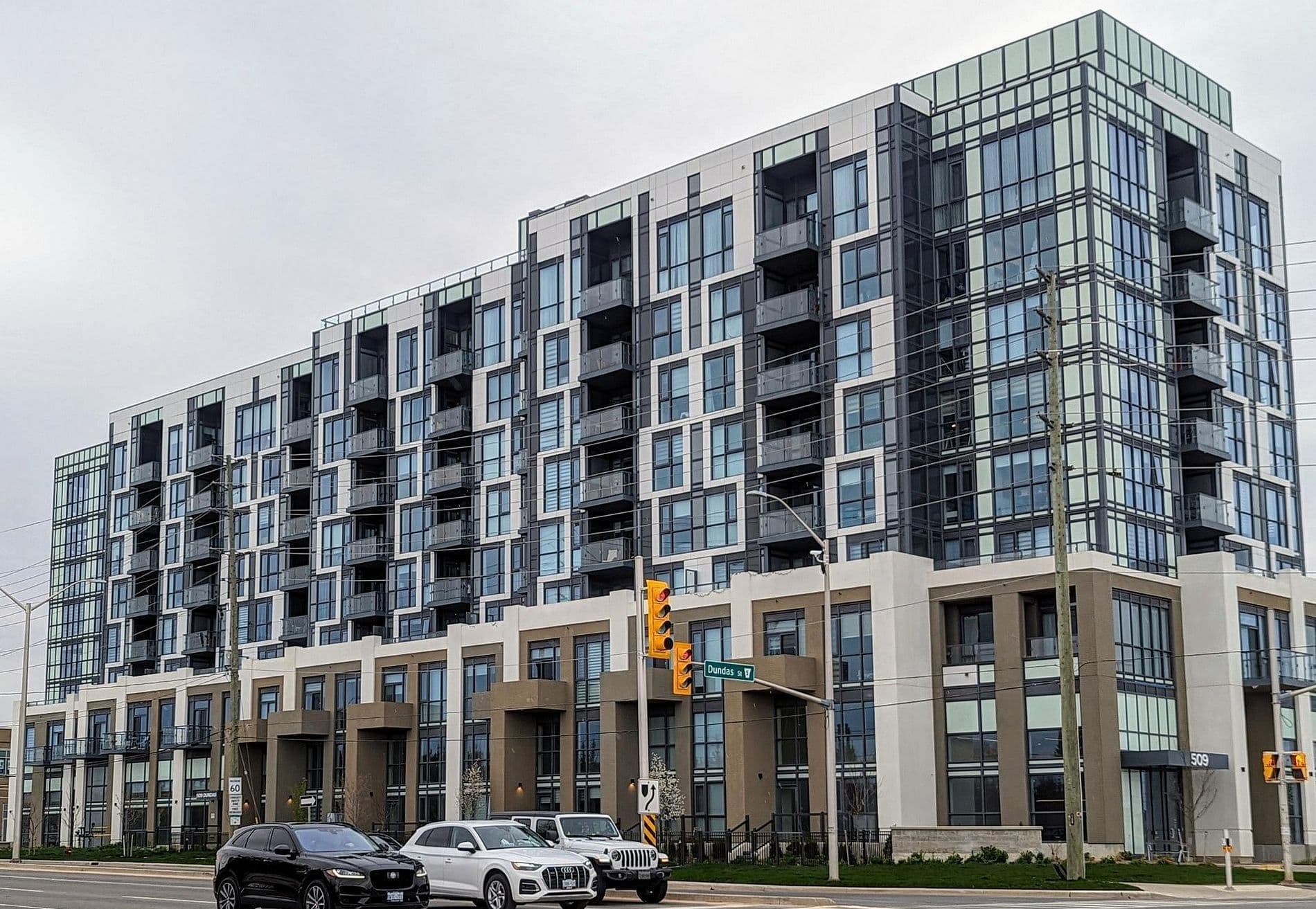 509 Dundas Street E 312, Oakville, ON L6M 4M2