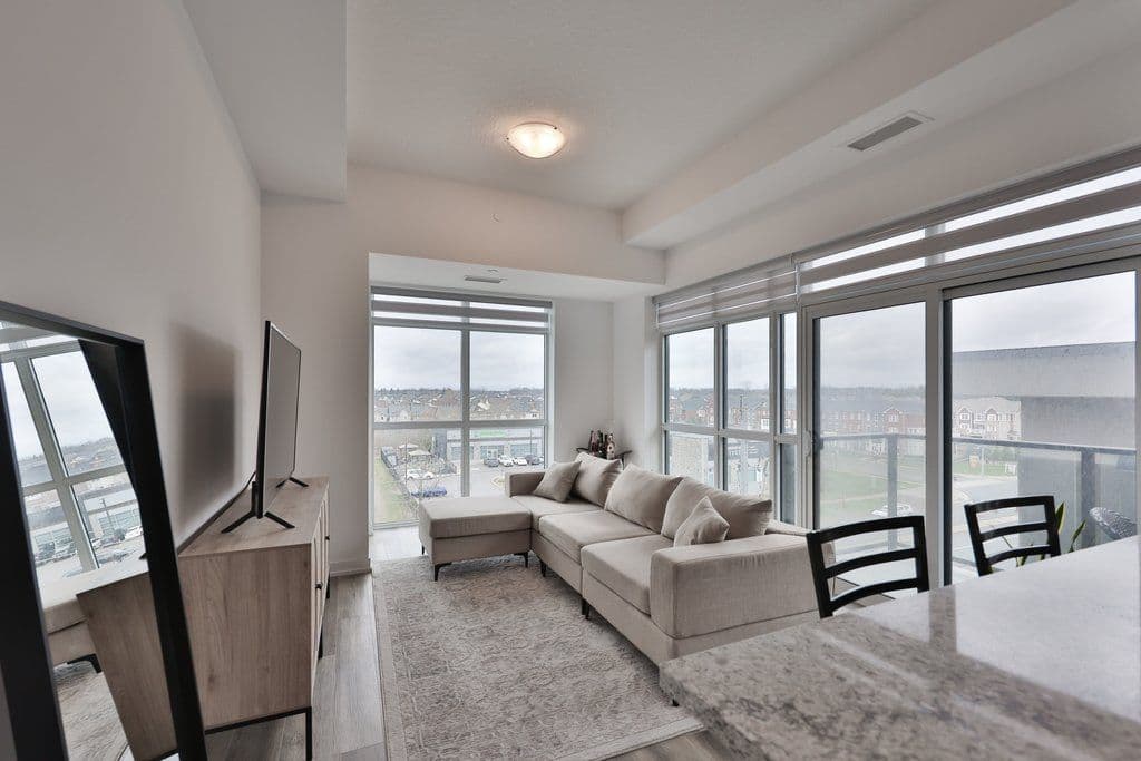 470 Dundas Street E 506, Hamilton, ON L8B 2A6