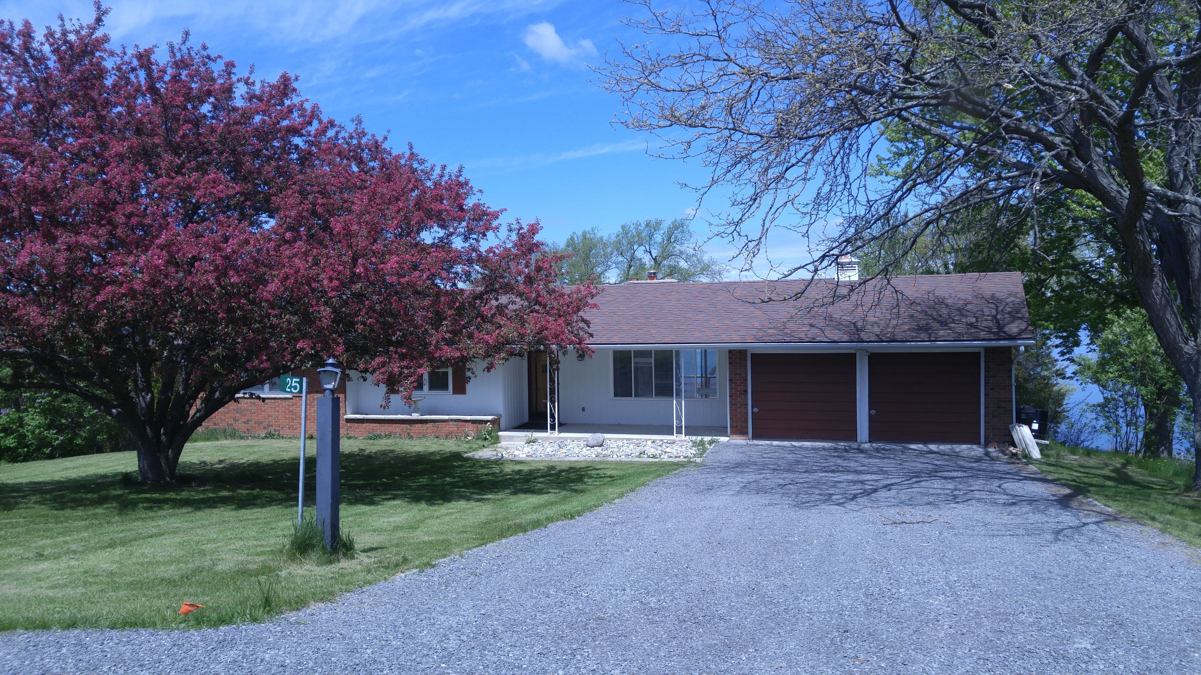 25 Redner Lane, Prince Edward County, ON K0K 1L0