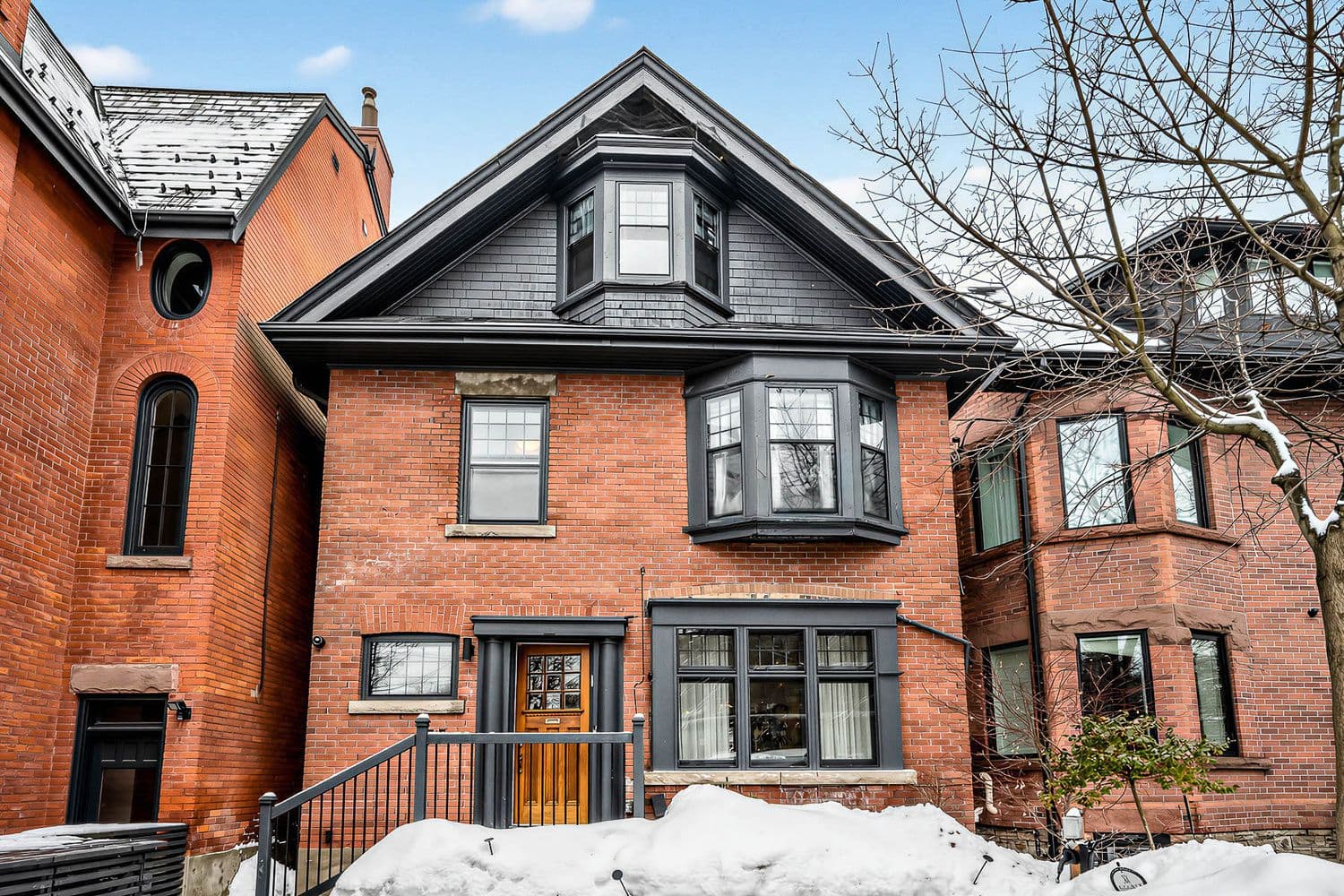 35 Castle Frank Road, Toronto C09, ON M4W 2Z5