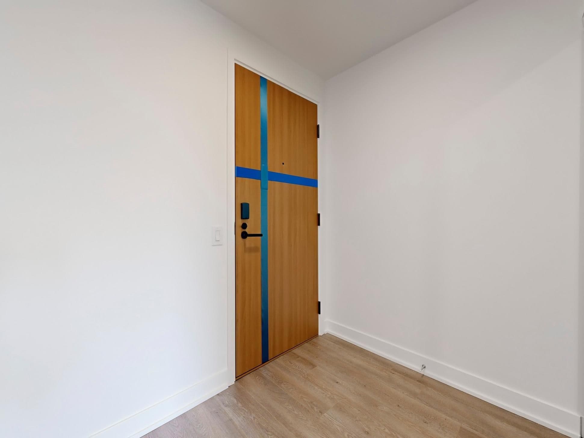 1660 Bloor Street W 513, Toronto W02, ON M6P 1A8