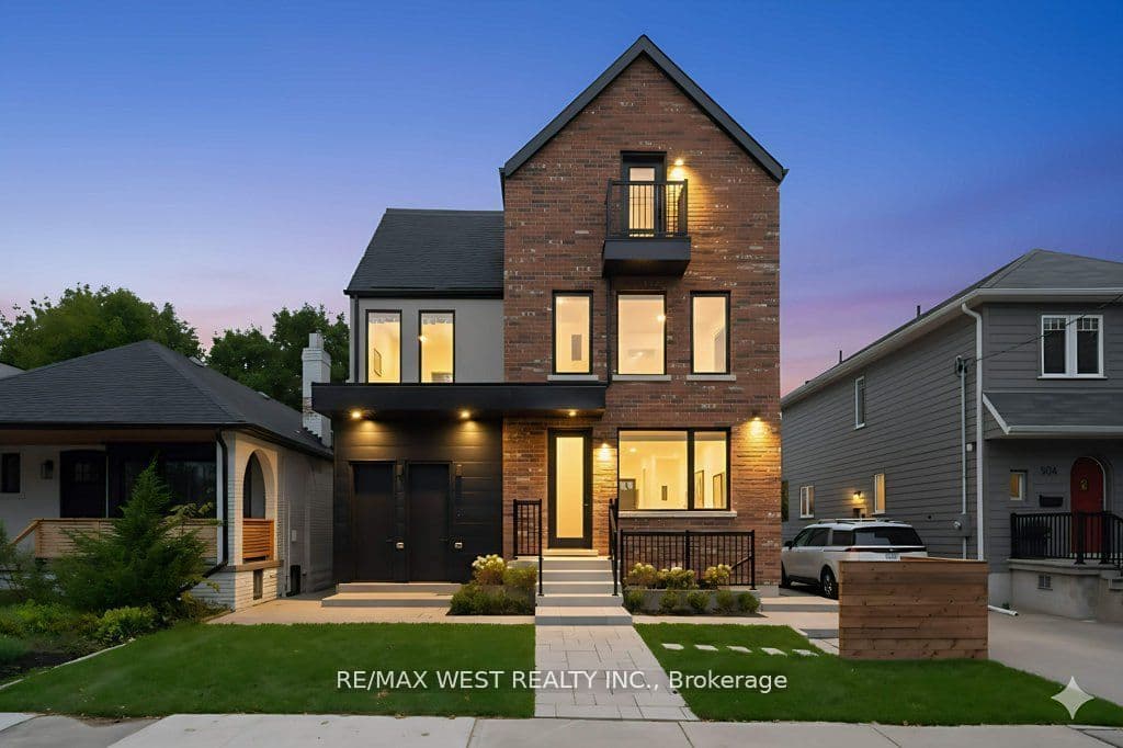 502 Atlas Avenue A, Toronto C03, ON M6C 3R3