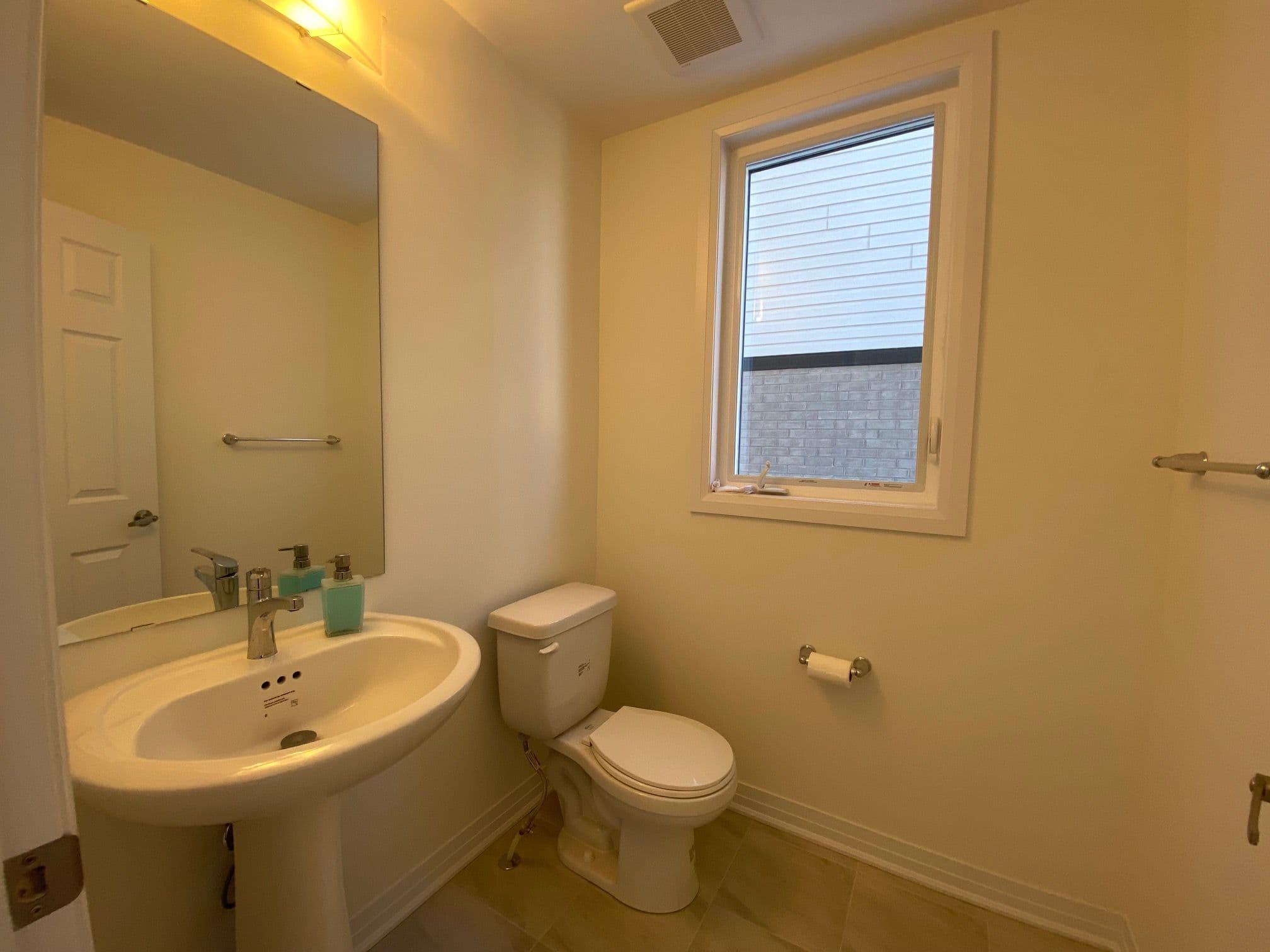 74 Witteveen Drive, Brantford, ON N3T 0S3