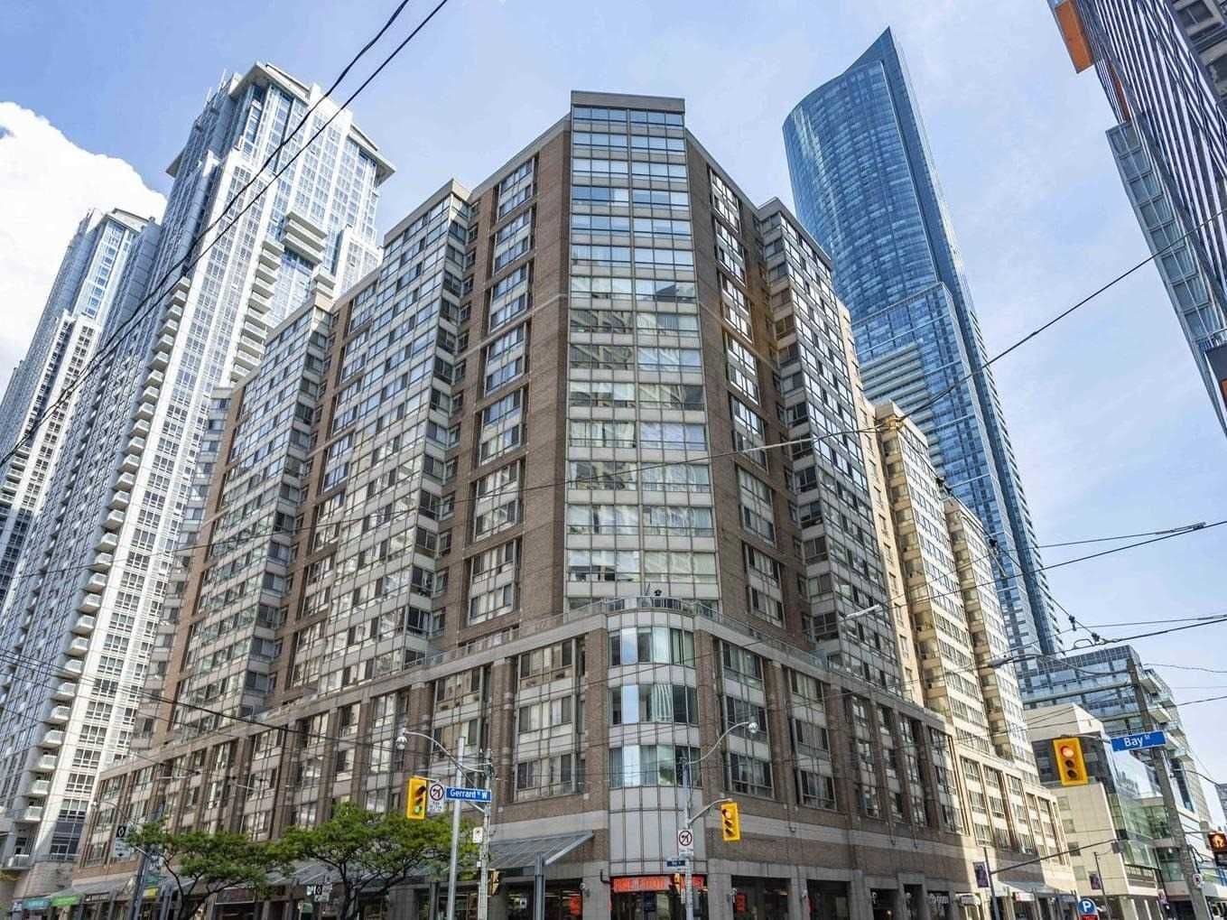717 Bay Street 1907, Toronto C01, ON M5G 2J9
