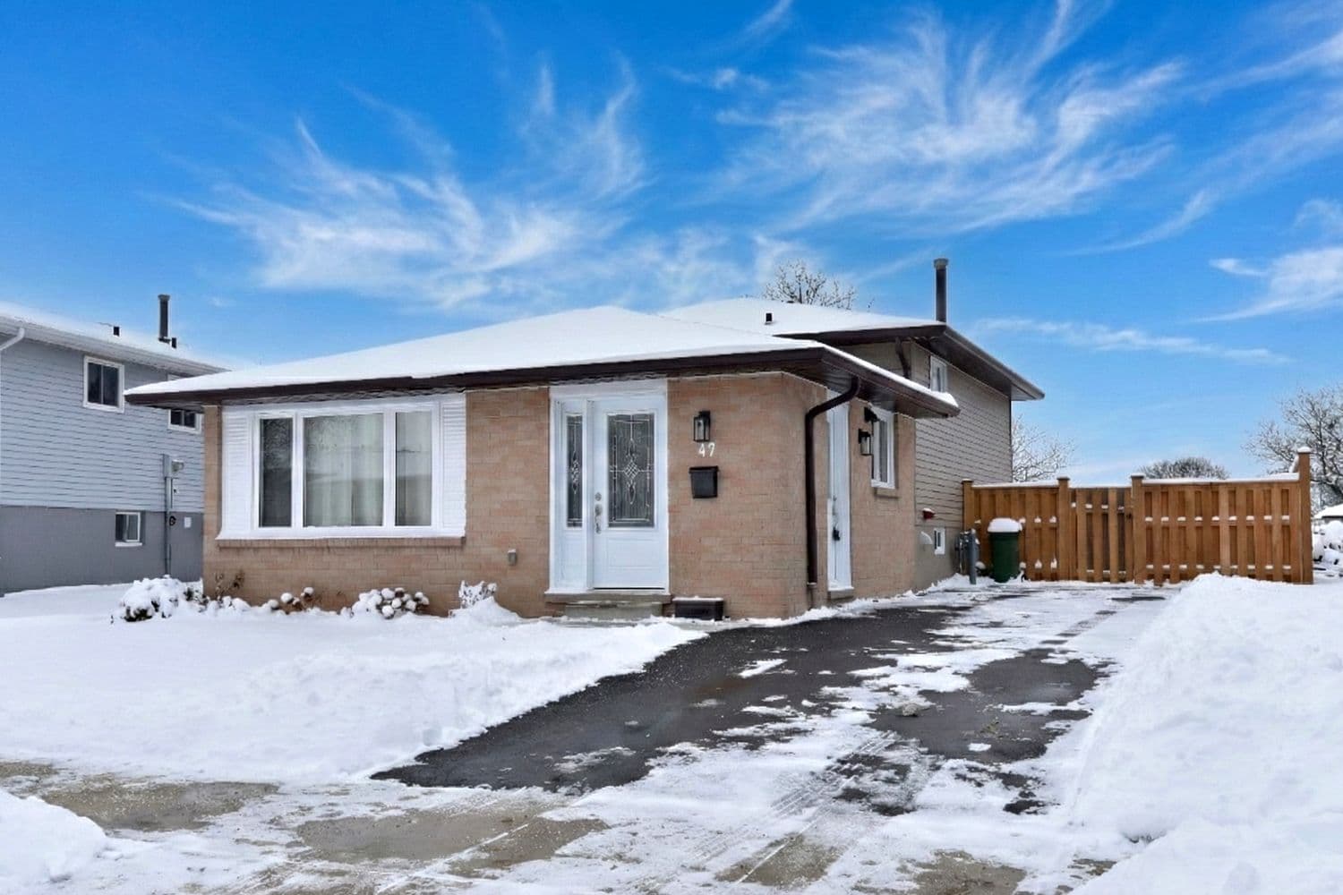 47 Odessa Street, Hamilton, ON L8J 1A3