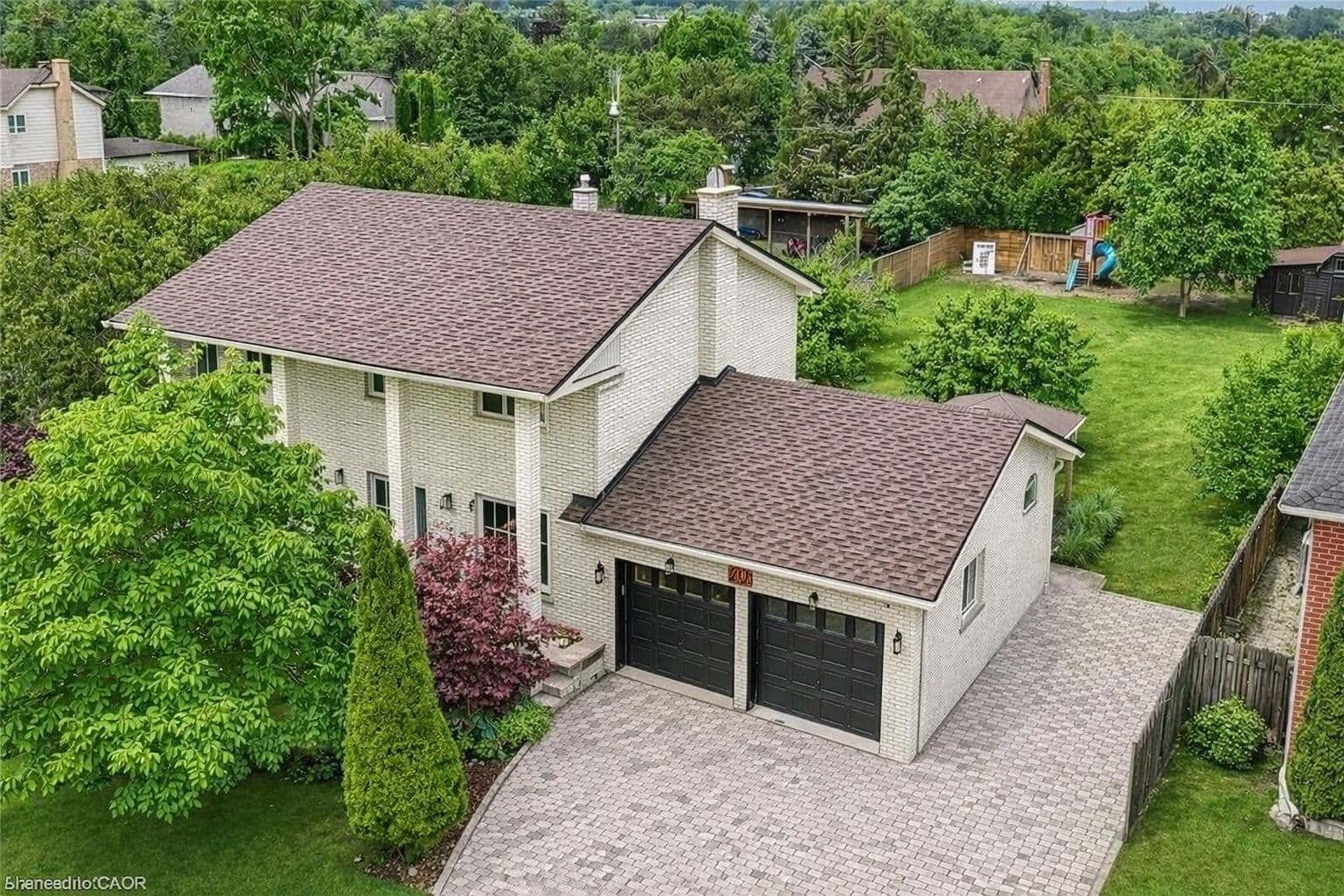 217 Jones Road, Hamilton, ON L8E 5J4