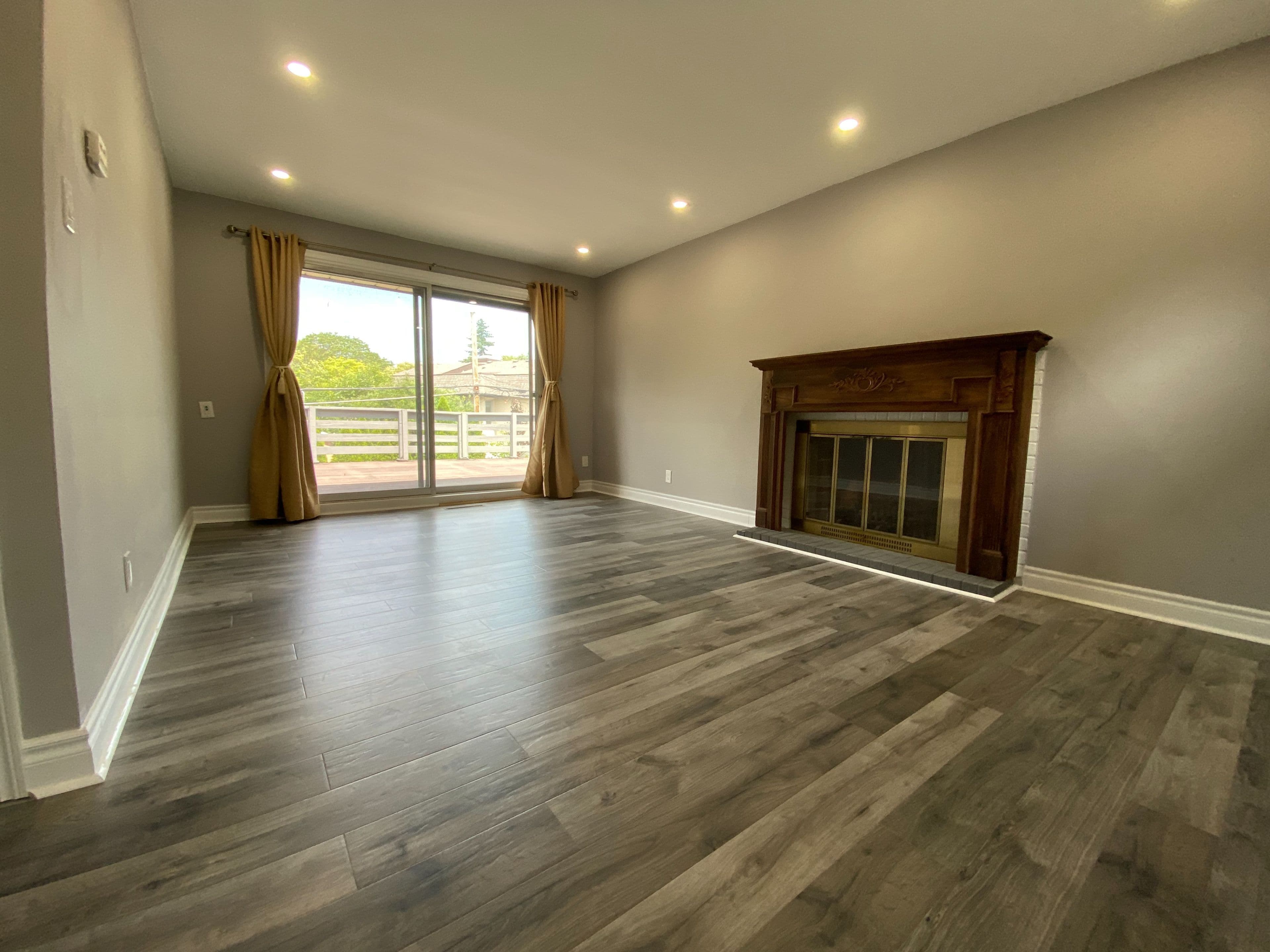 16 North Hills Terrace, Toronto C13, ON M3C 1M6