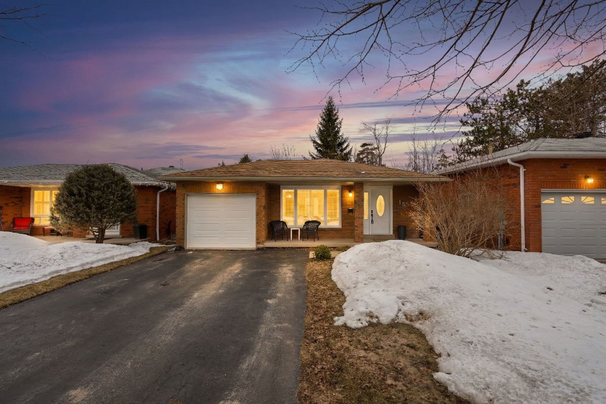 15 Buchanan Street, Barrie, ON L4M 6B7