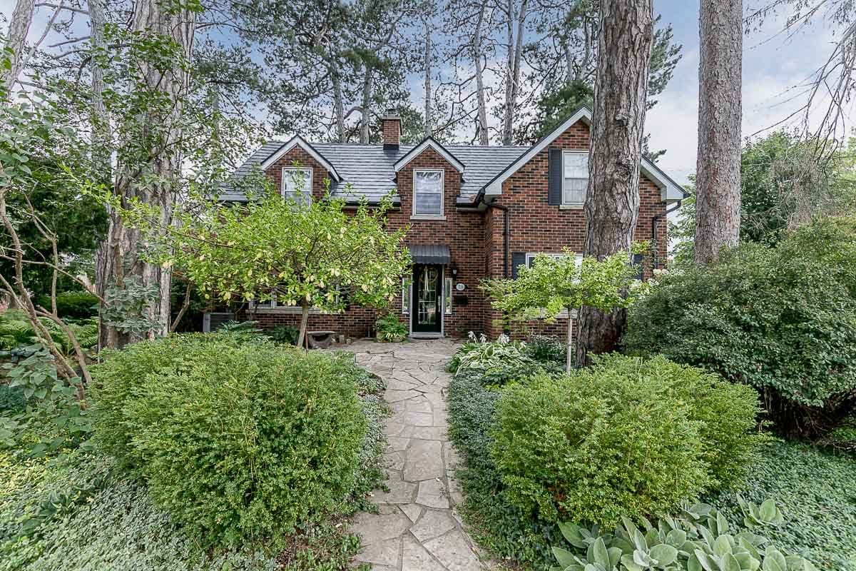 78 Wells Street, Aurora, ON L4G 1S9