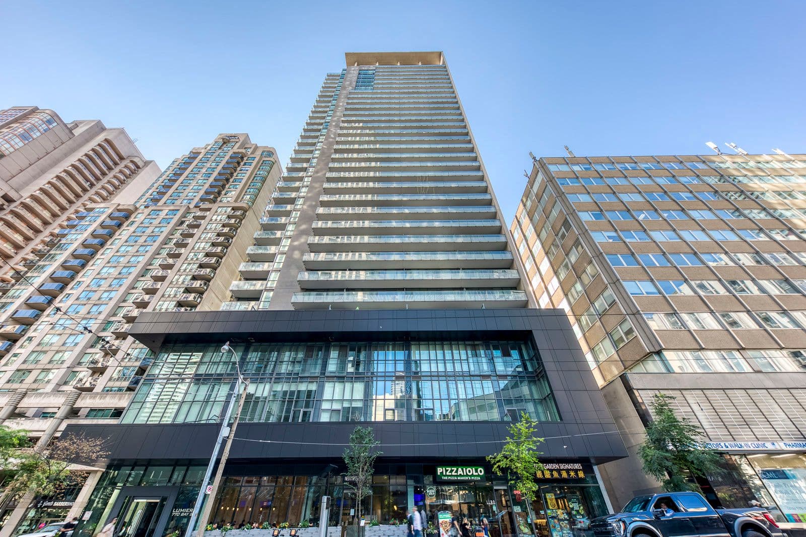 770 Bay Street 202, Toronto C01, ON M5G 1N6