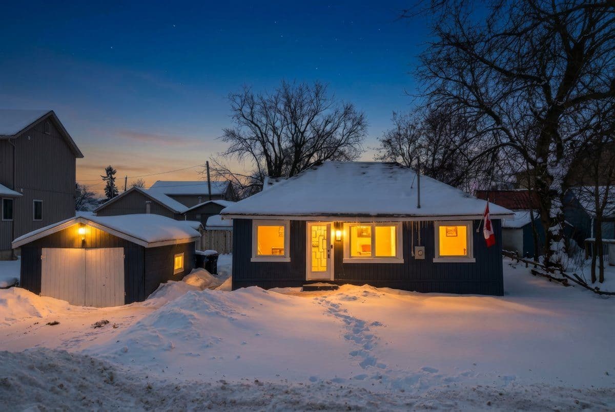 999 Ewart Street, Innisfil, ON L0L 1C0