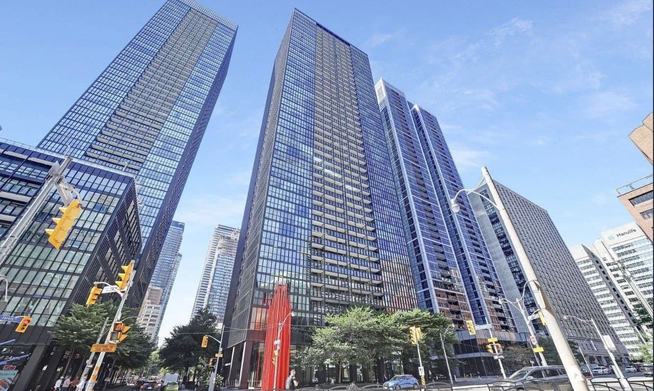 110 Charles Street E 410, Toronto C08, ON M4Y 1T5