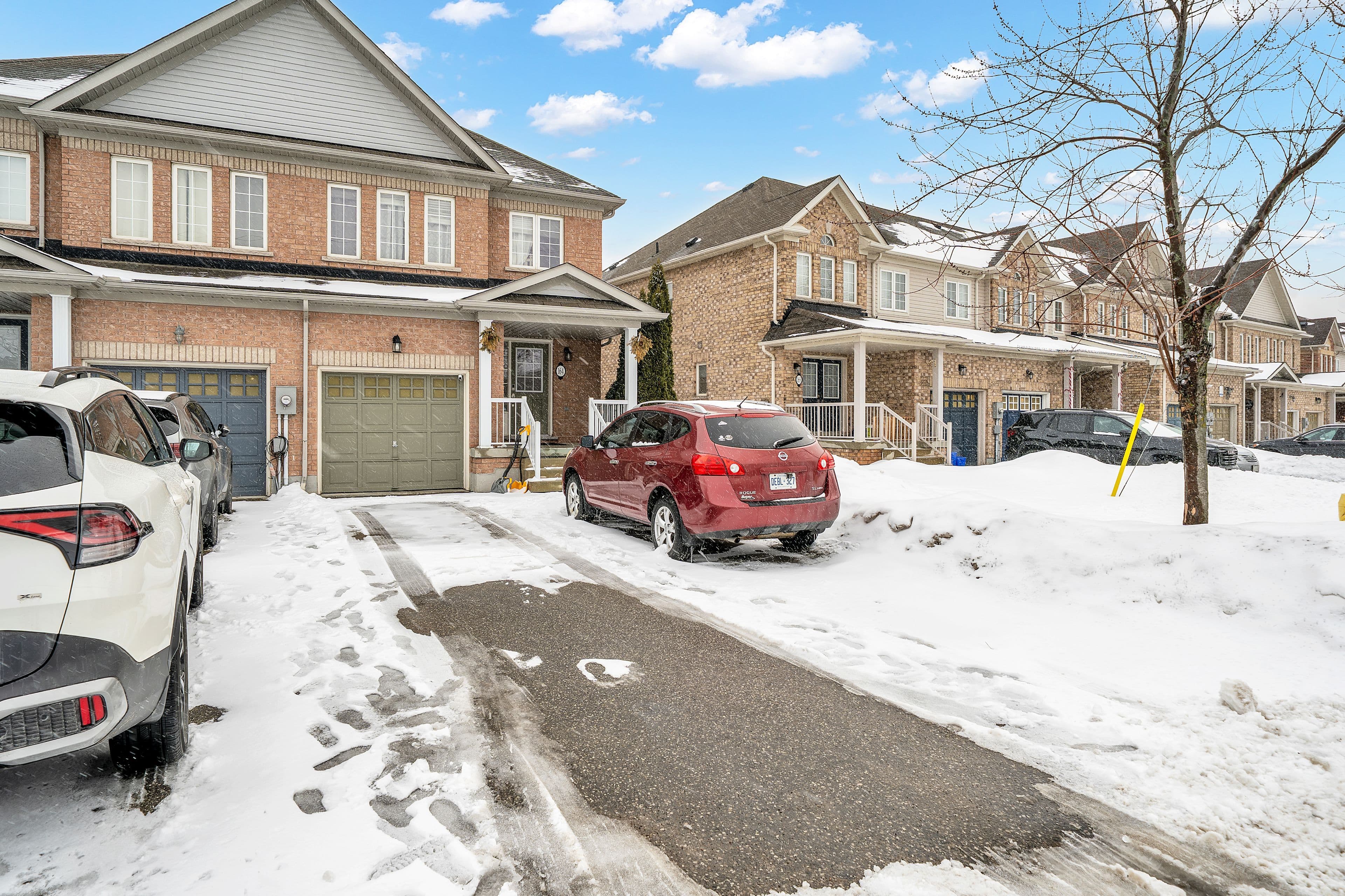 164 Dewell Crescent, Clarington, ON L1E 0B9