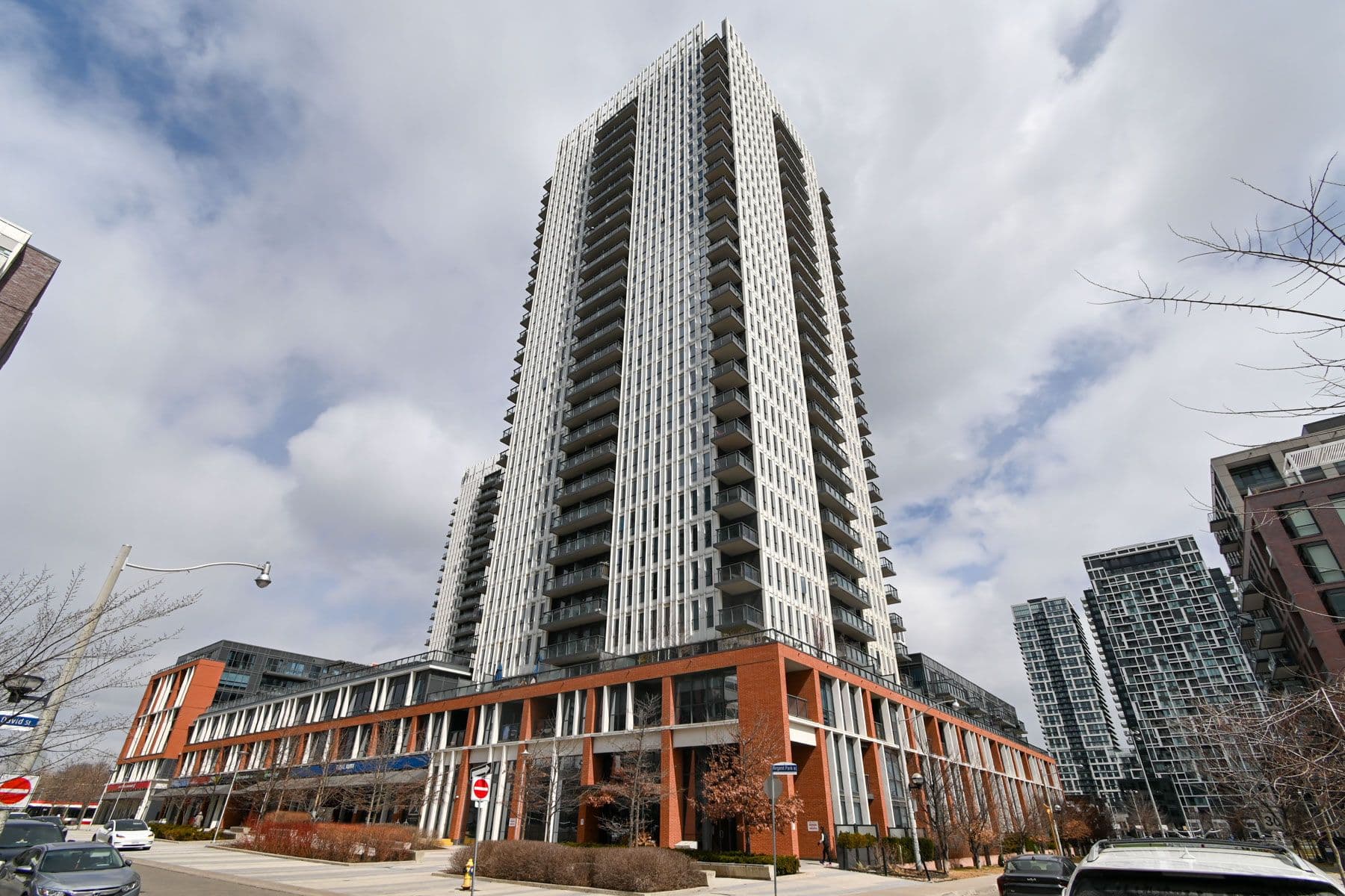 55 Regent Park Boulevard 2113, Toronto C08, ON M5A 0C2