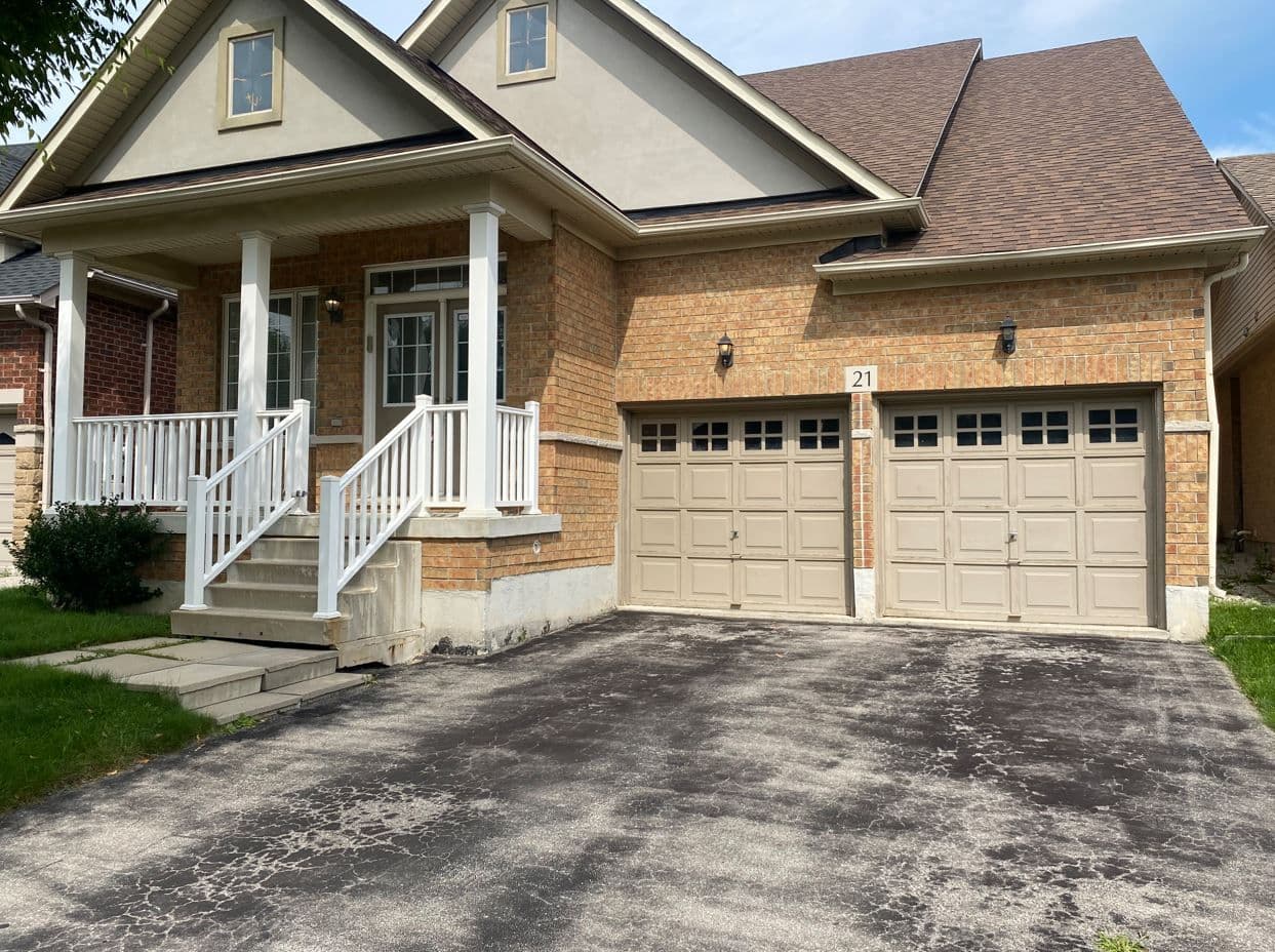 21 Trailside Walk, Brampton, ON L6S 6J1