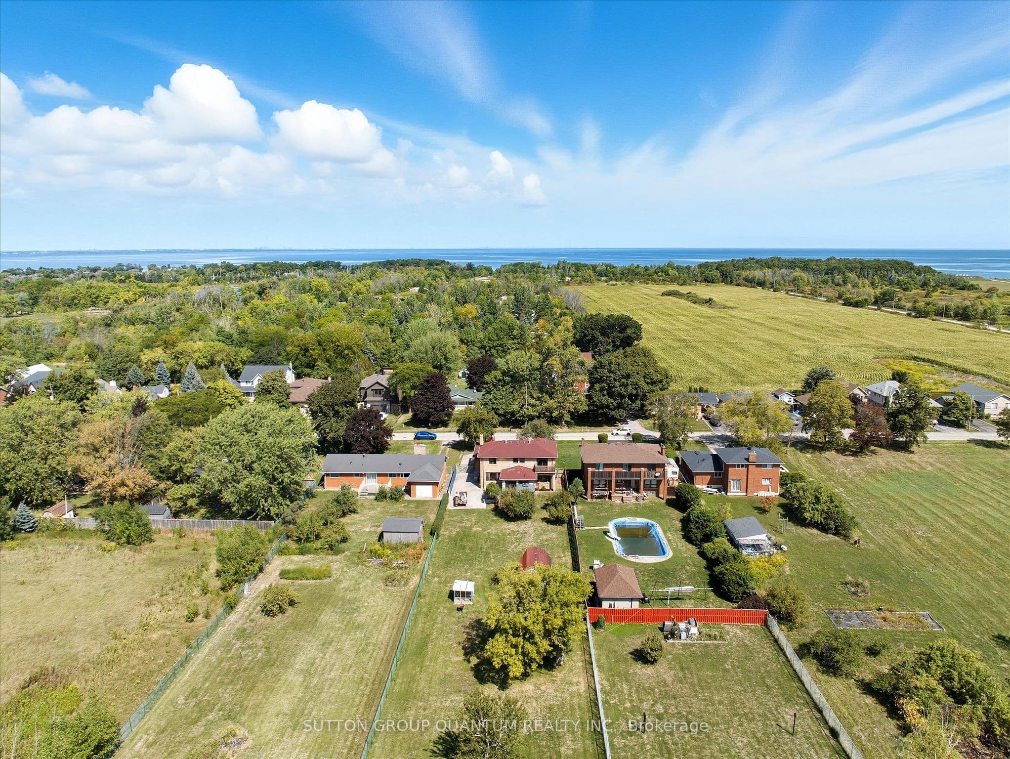 729 Winston Road, Grimsby, ON L3M 4E8